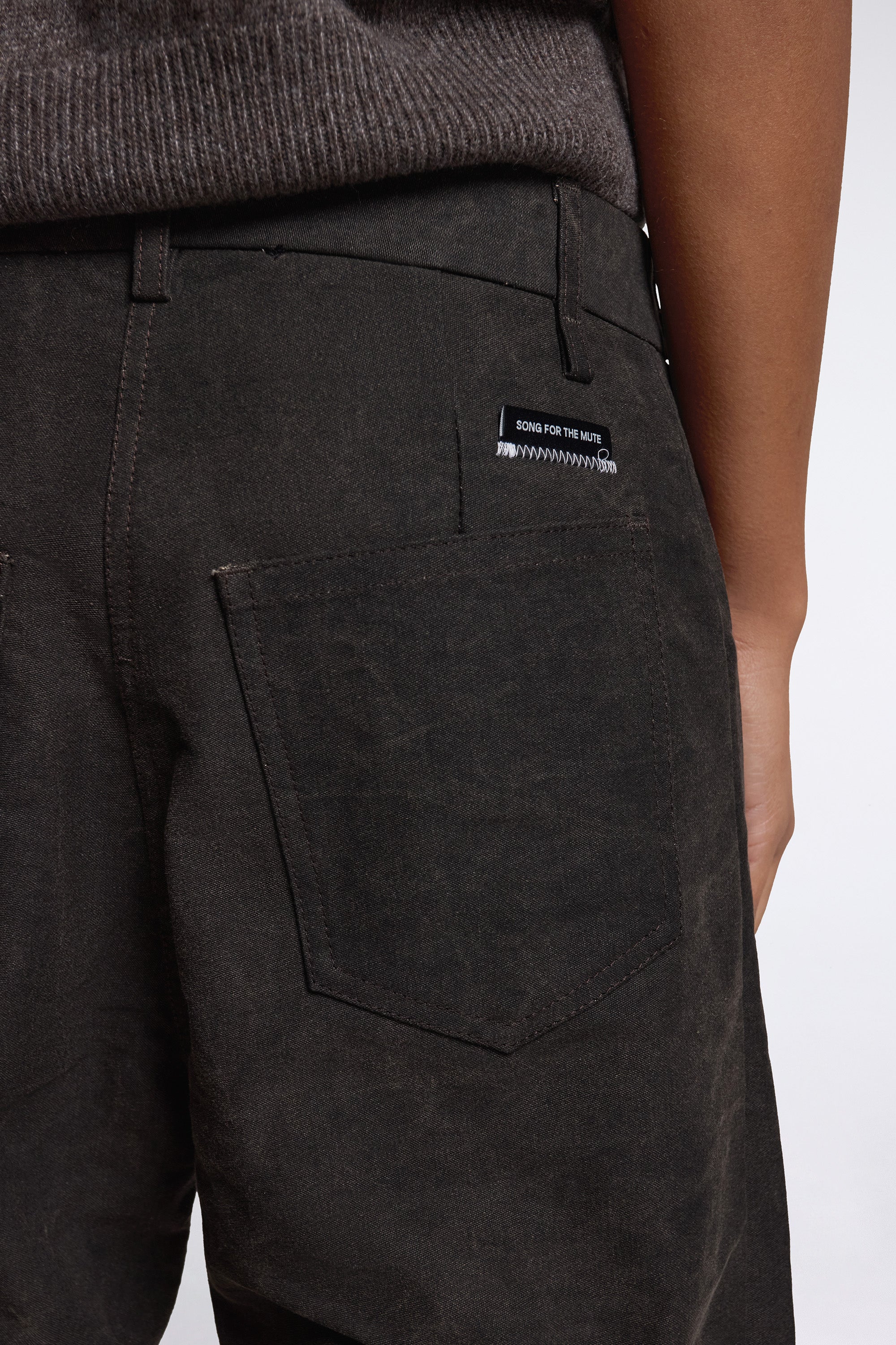 Exposed Button Pant Black