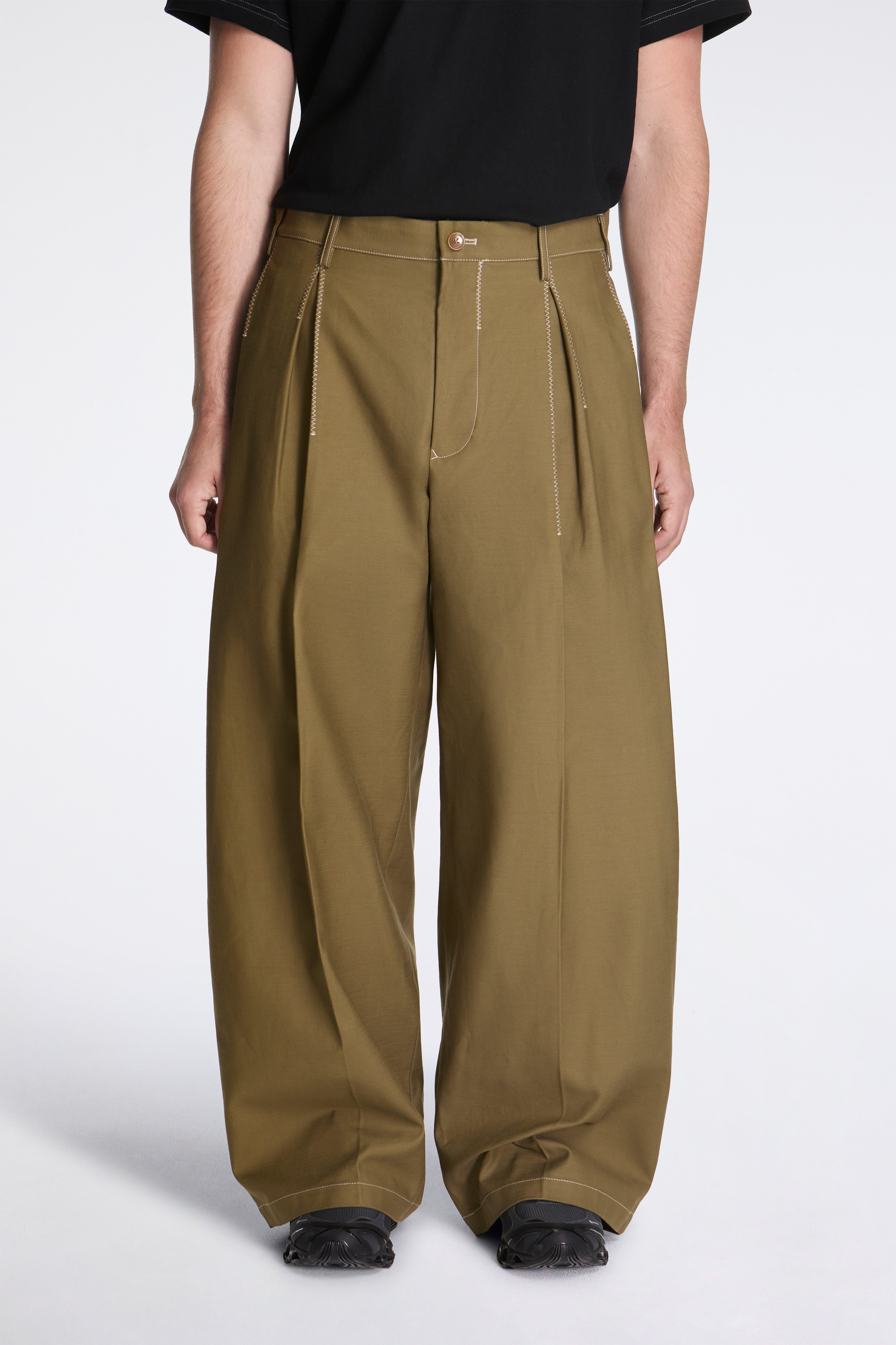 Tuck-Detail Cotton Pants Khaki