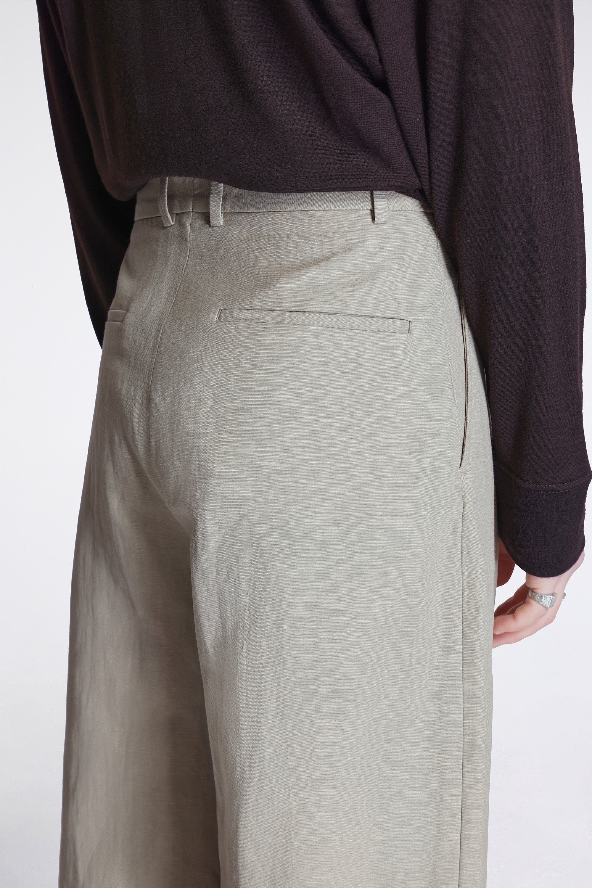 Line Pant Sand
