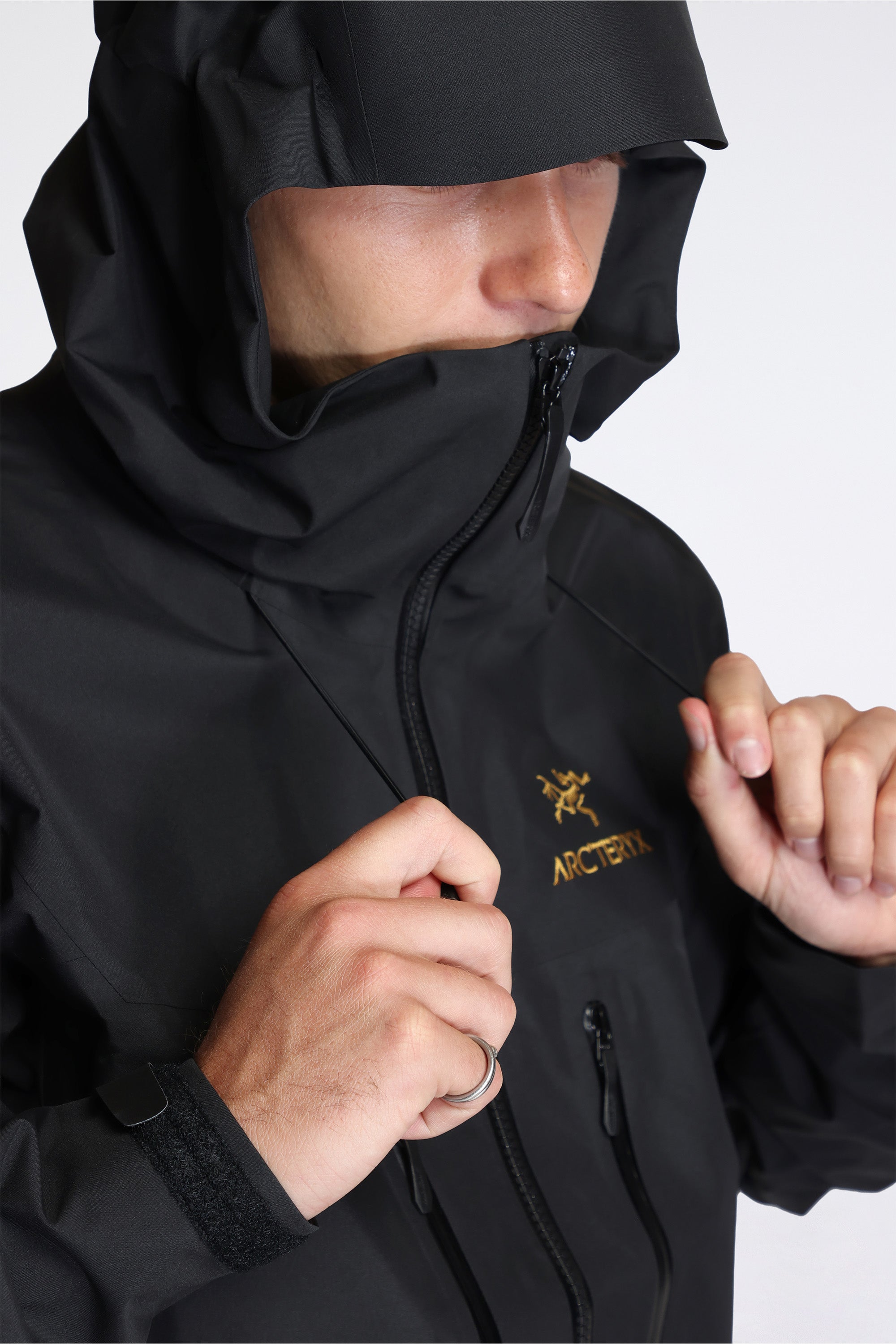 Alpha SV Jacket M 24K Black
