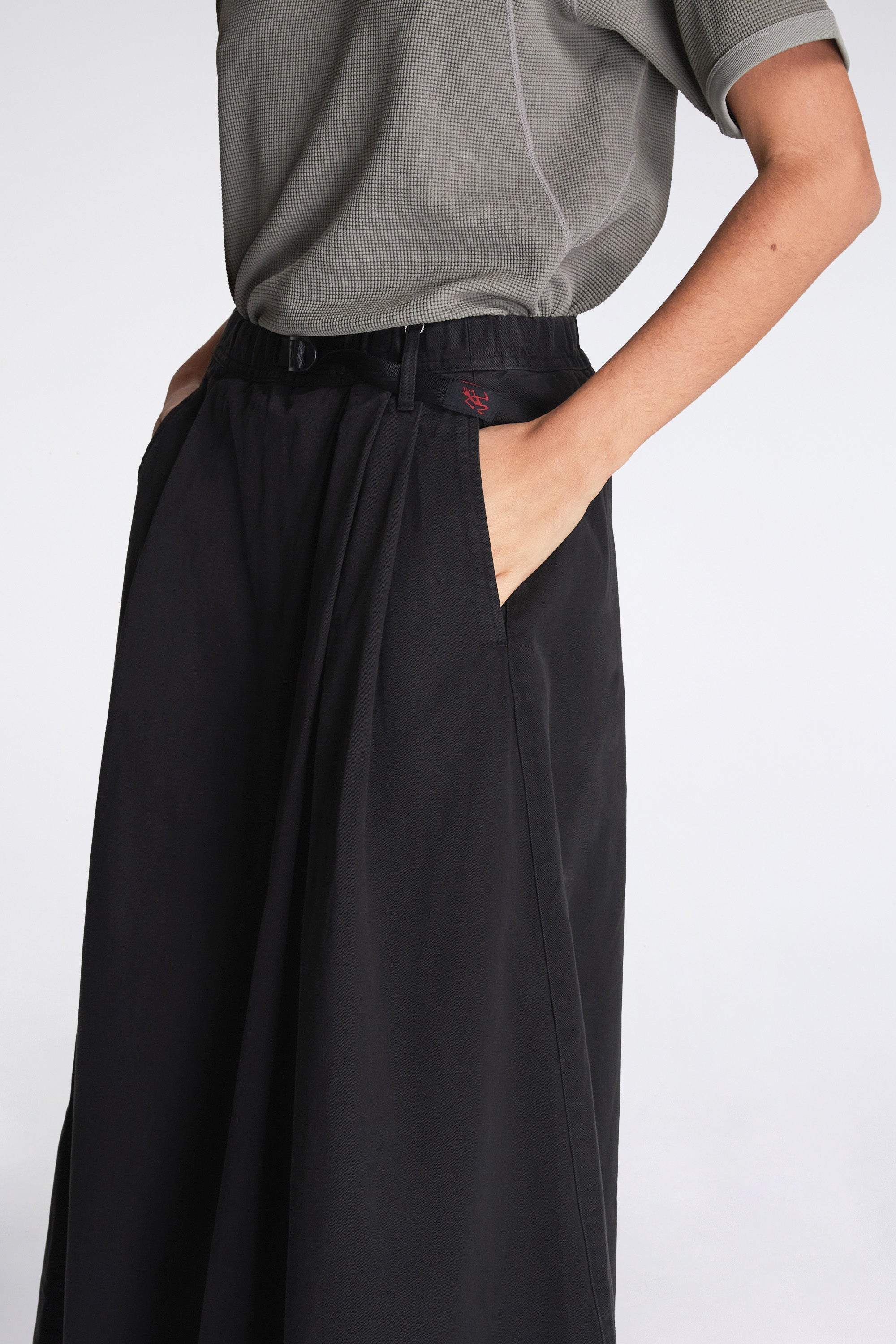 Talecut Skirt Black
