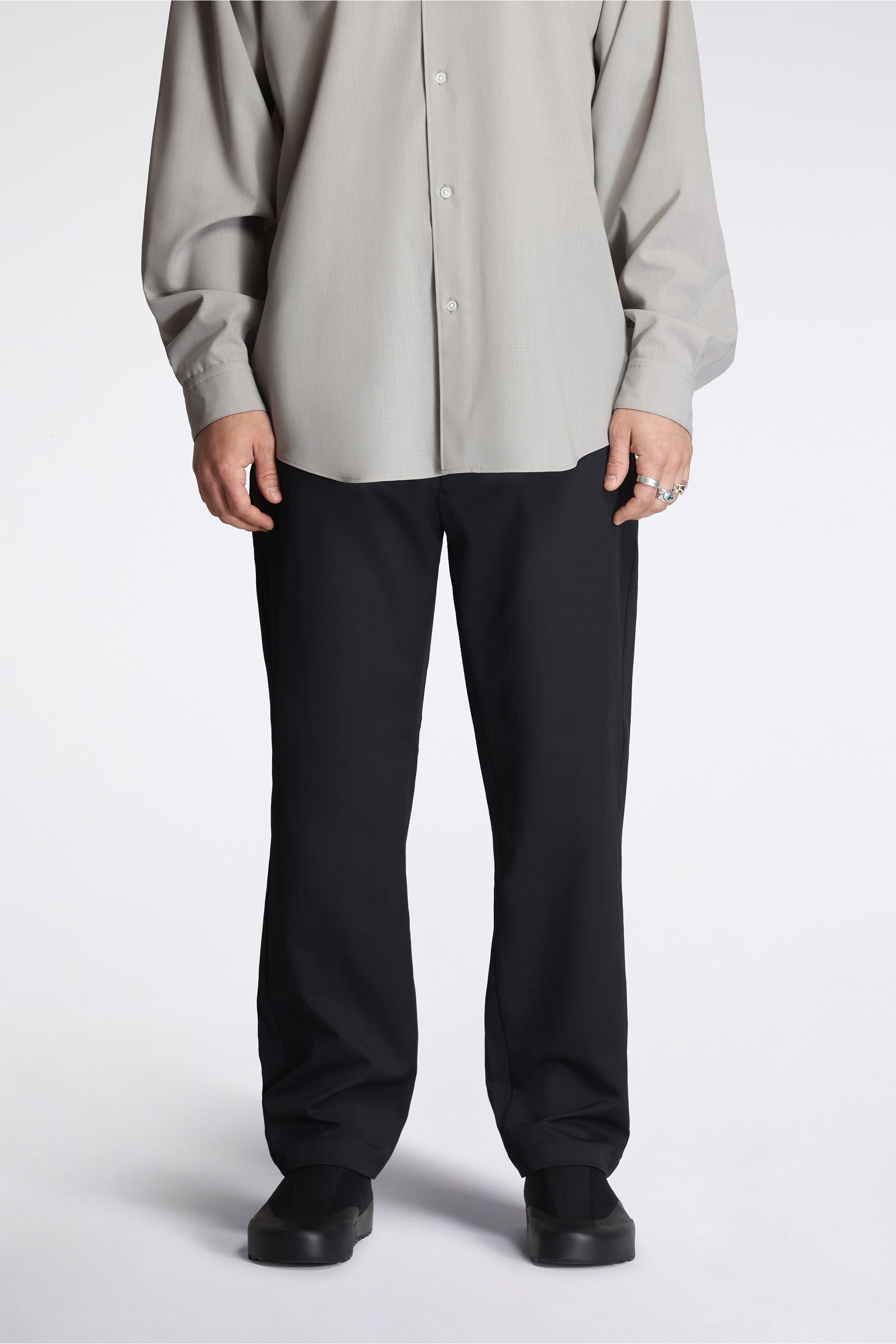 One Tuck Tapered Stretch Pants Black