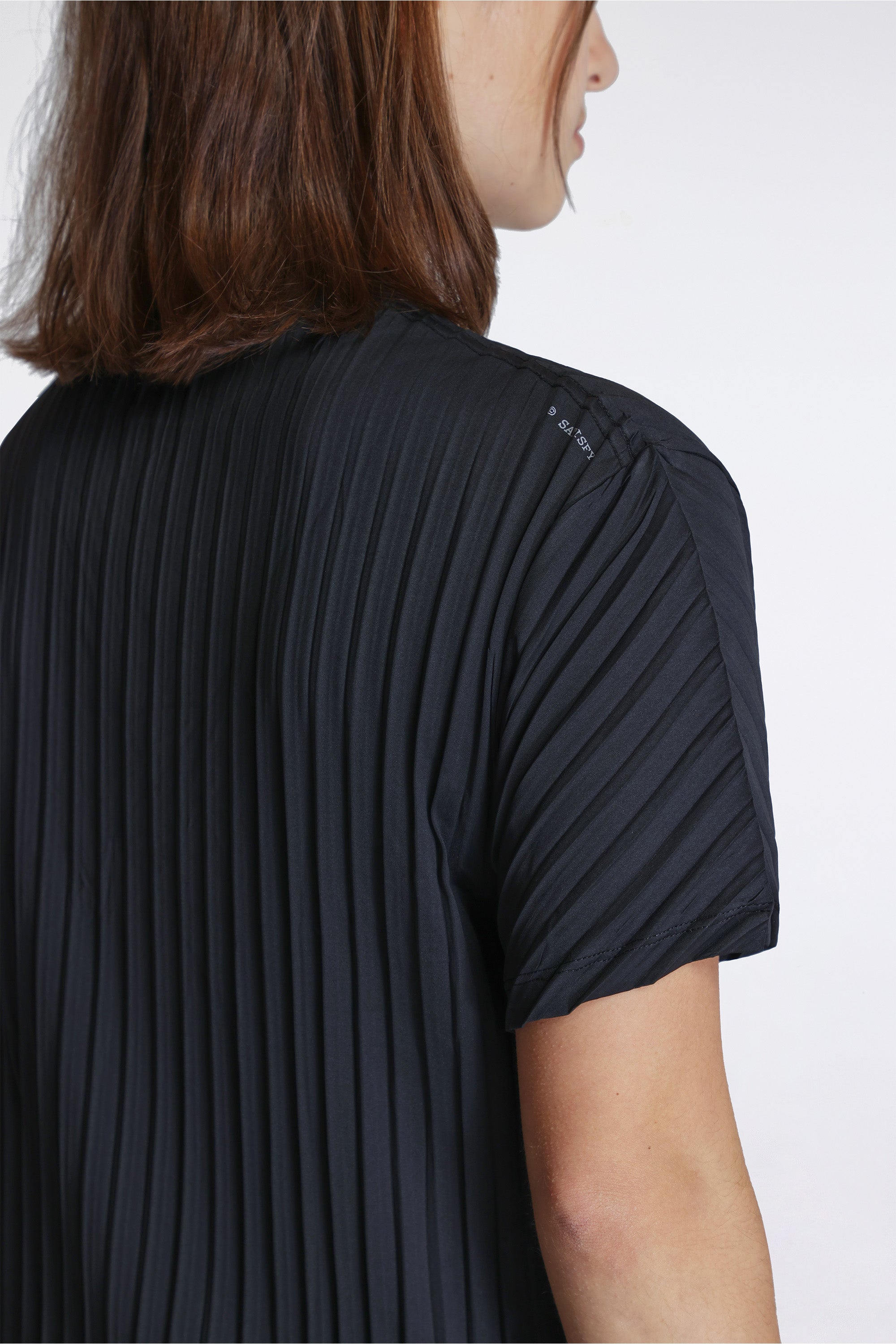 Auralite Pleated T-Shirt Black SA