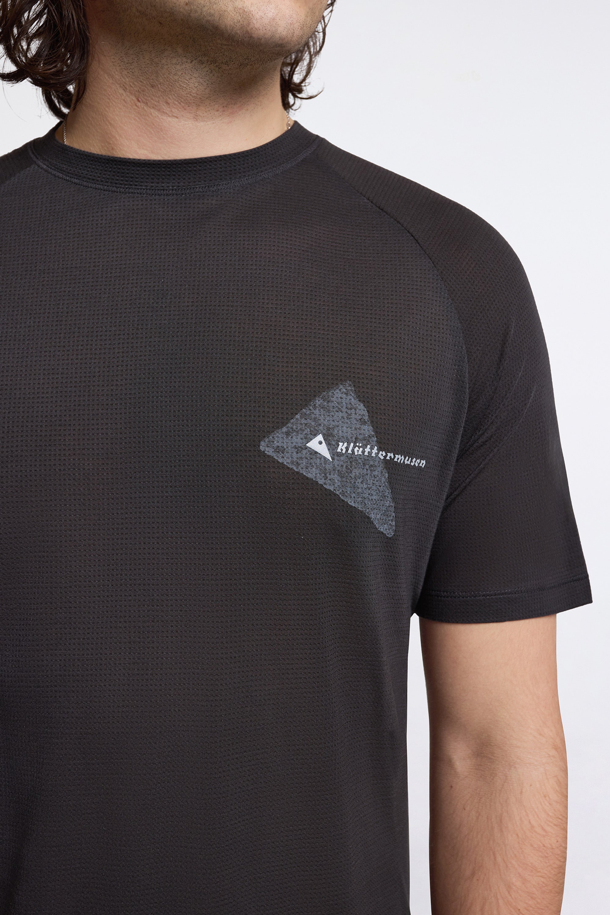 Groa Igneous Ss Tee M'S Raven