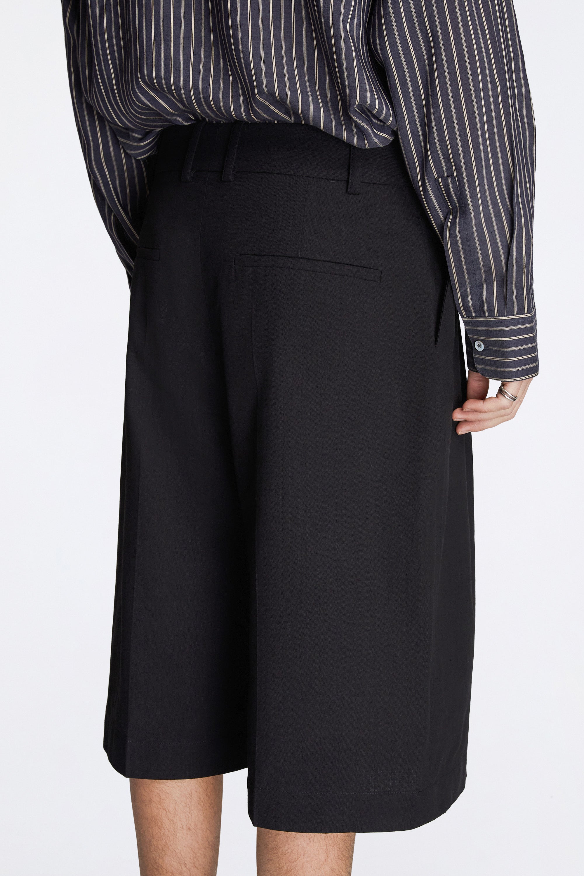 Fowld Broken Twill Shorts Black