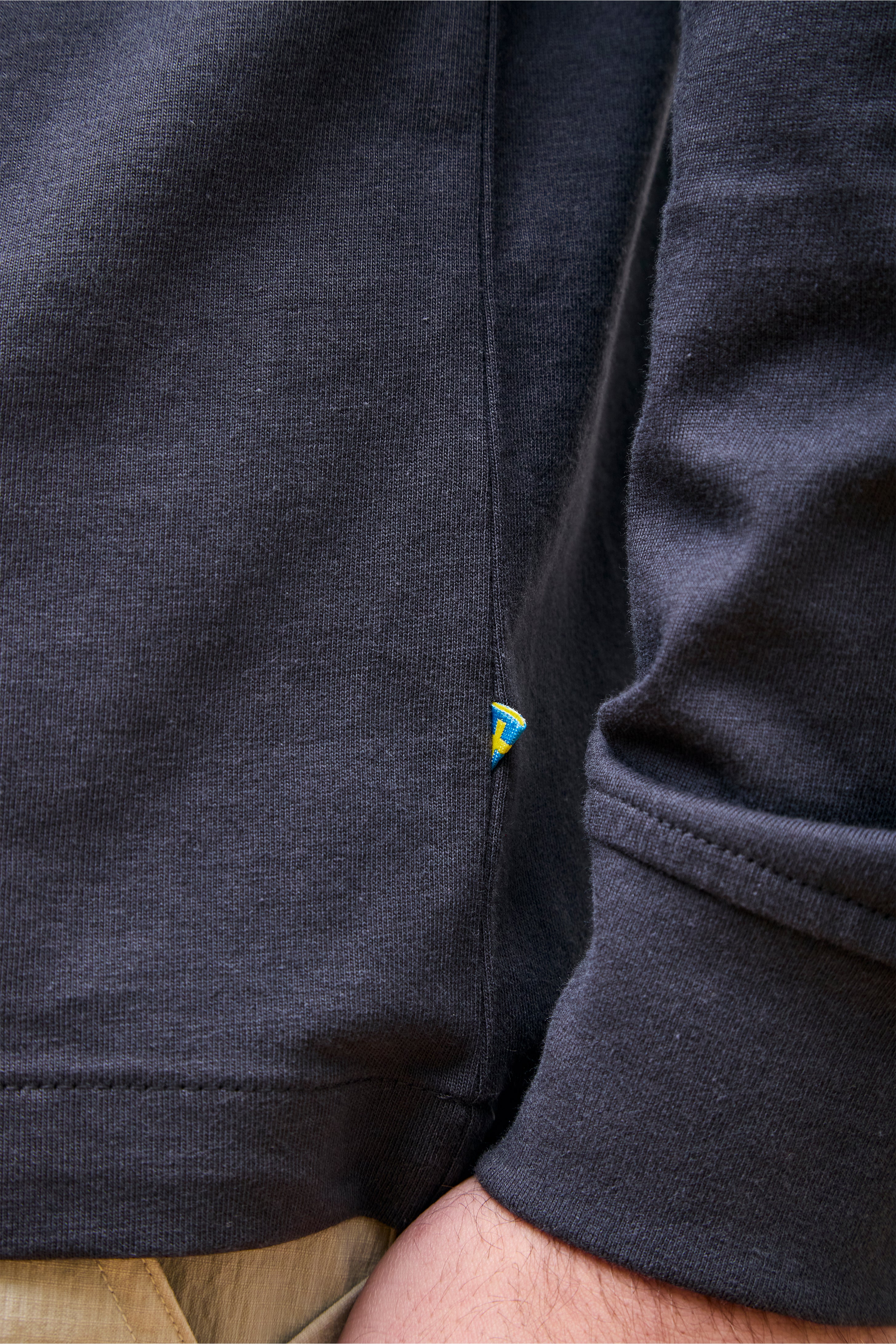 Root Logo LS Tee M's Raven