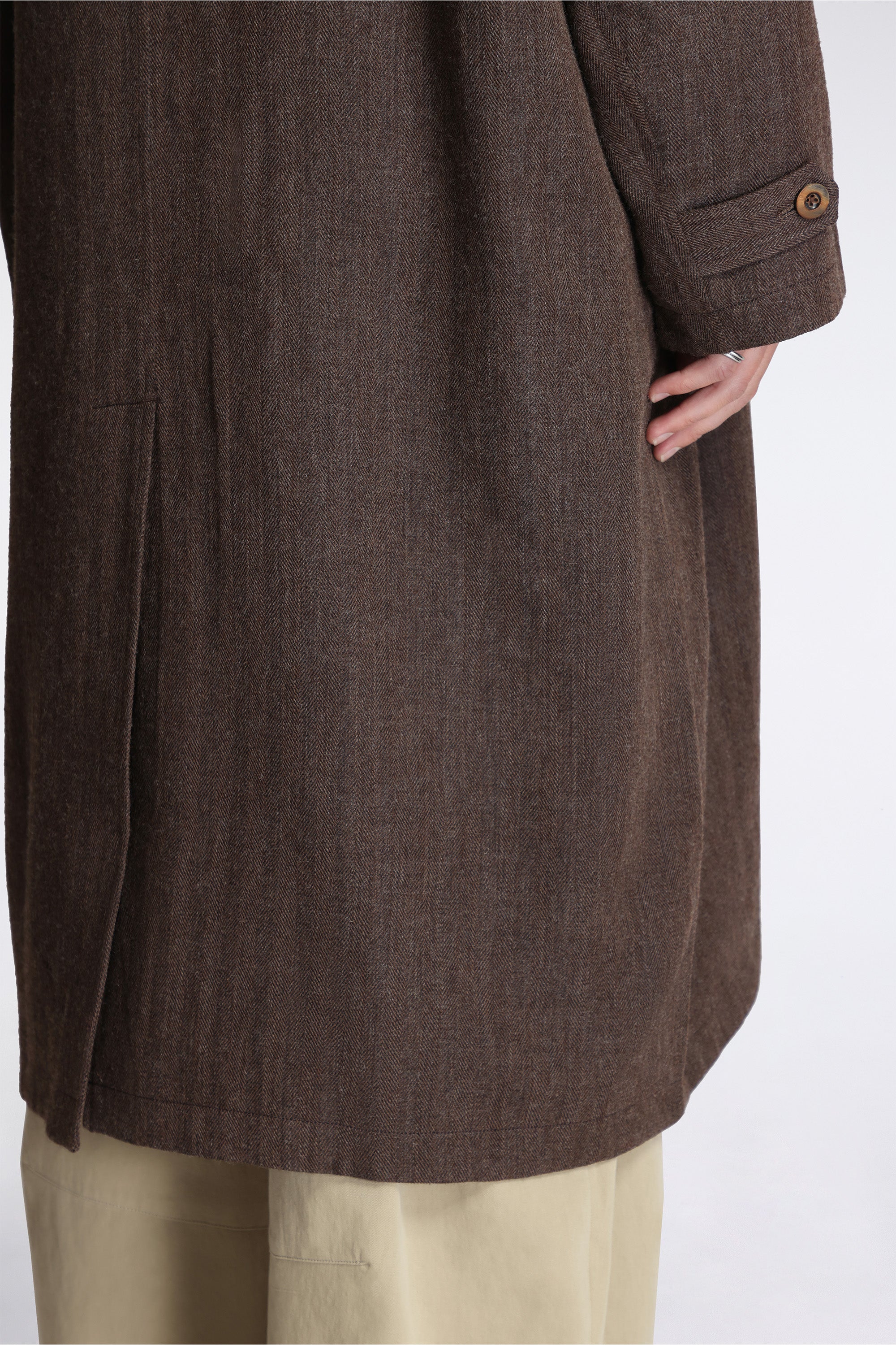 Lightweight Mac Coat Natural Black Wool Herringbone