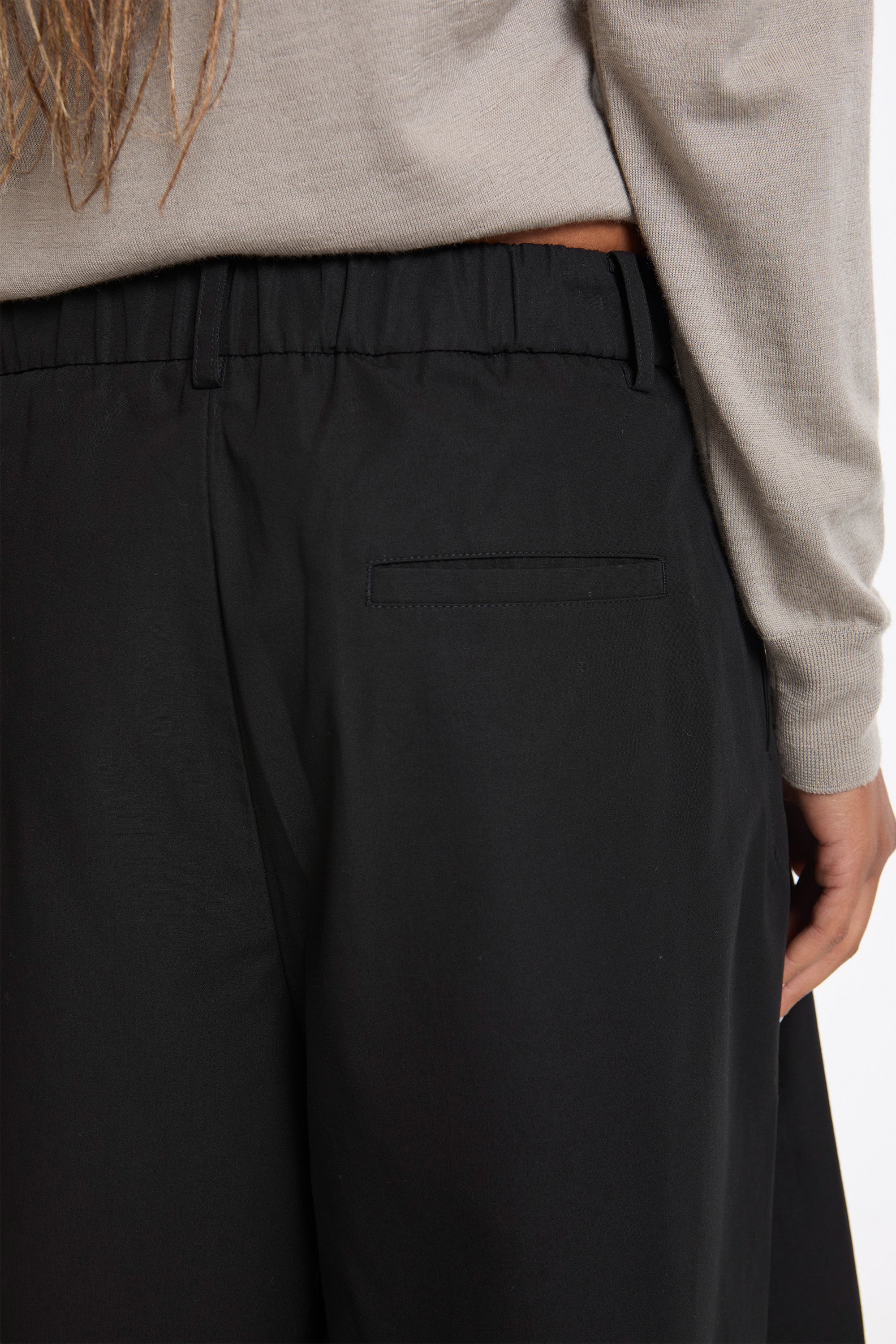 Wide Bermuda Pants Black