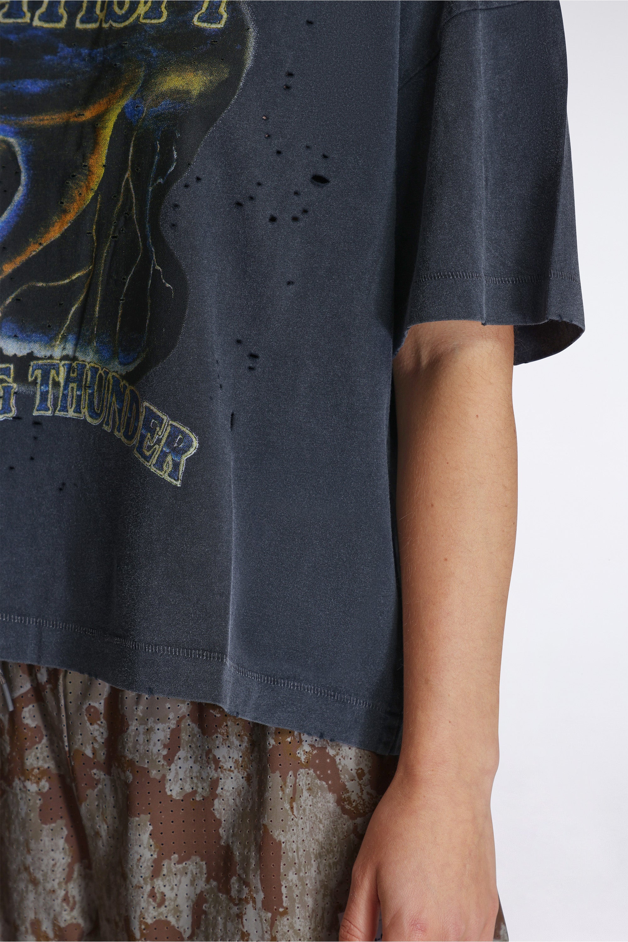 MothTech T-Shirt W Running Thunder
