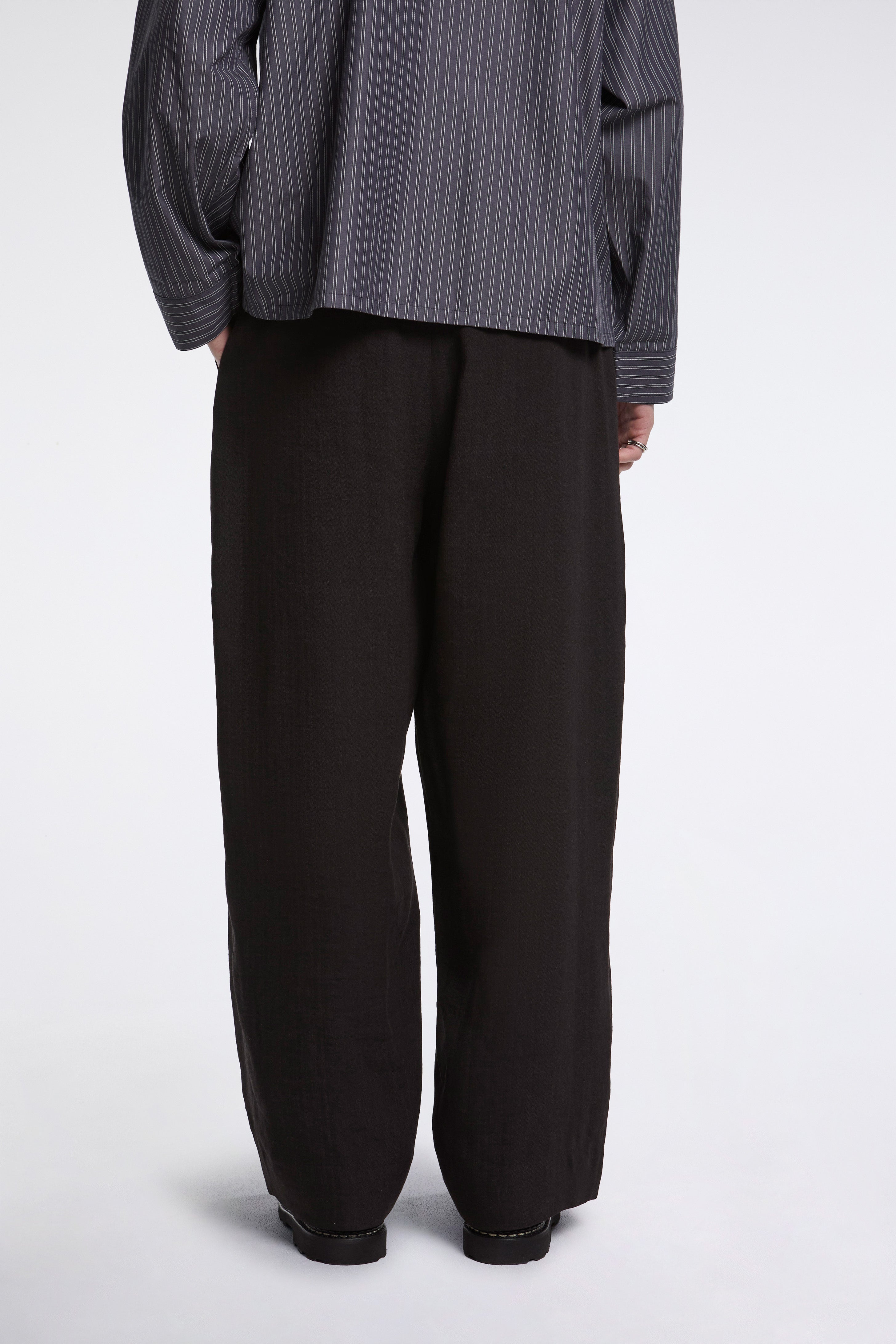 Line Broken Herringbone Pant Espresso