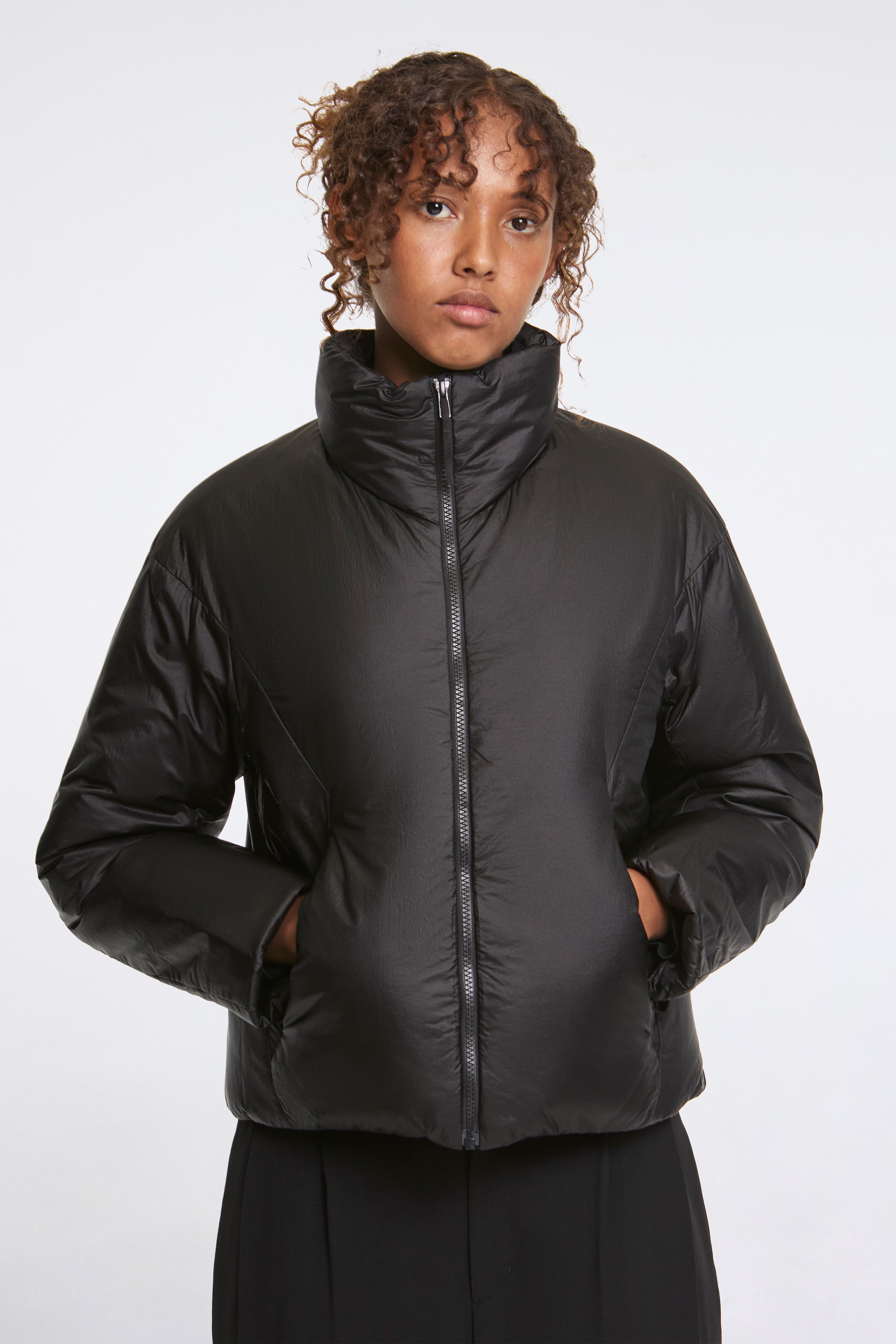 Conduit Down Jacket W Black