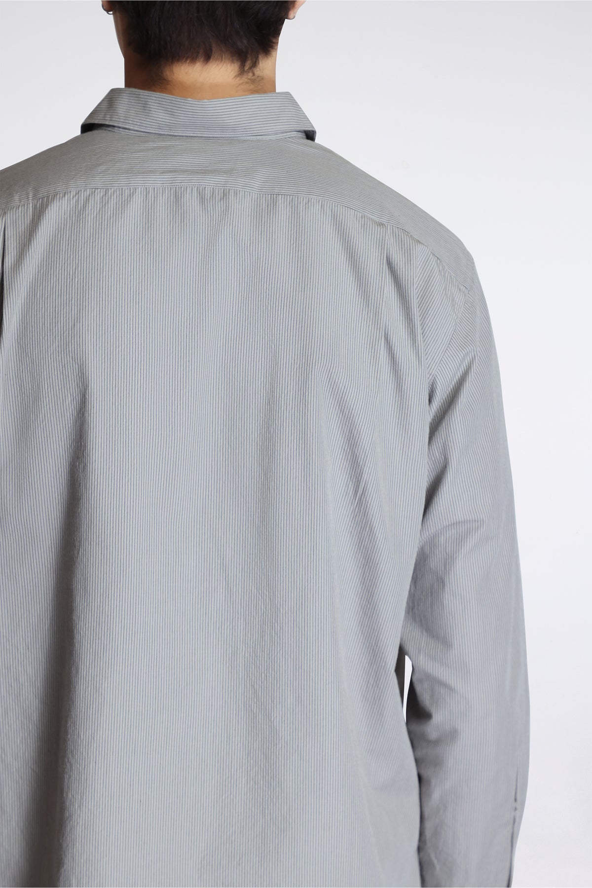 Regular Collar Striped Wind Shirt Gray