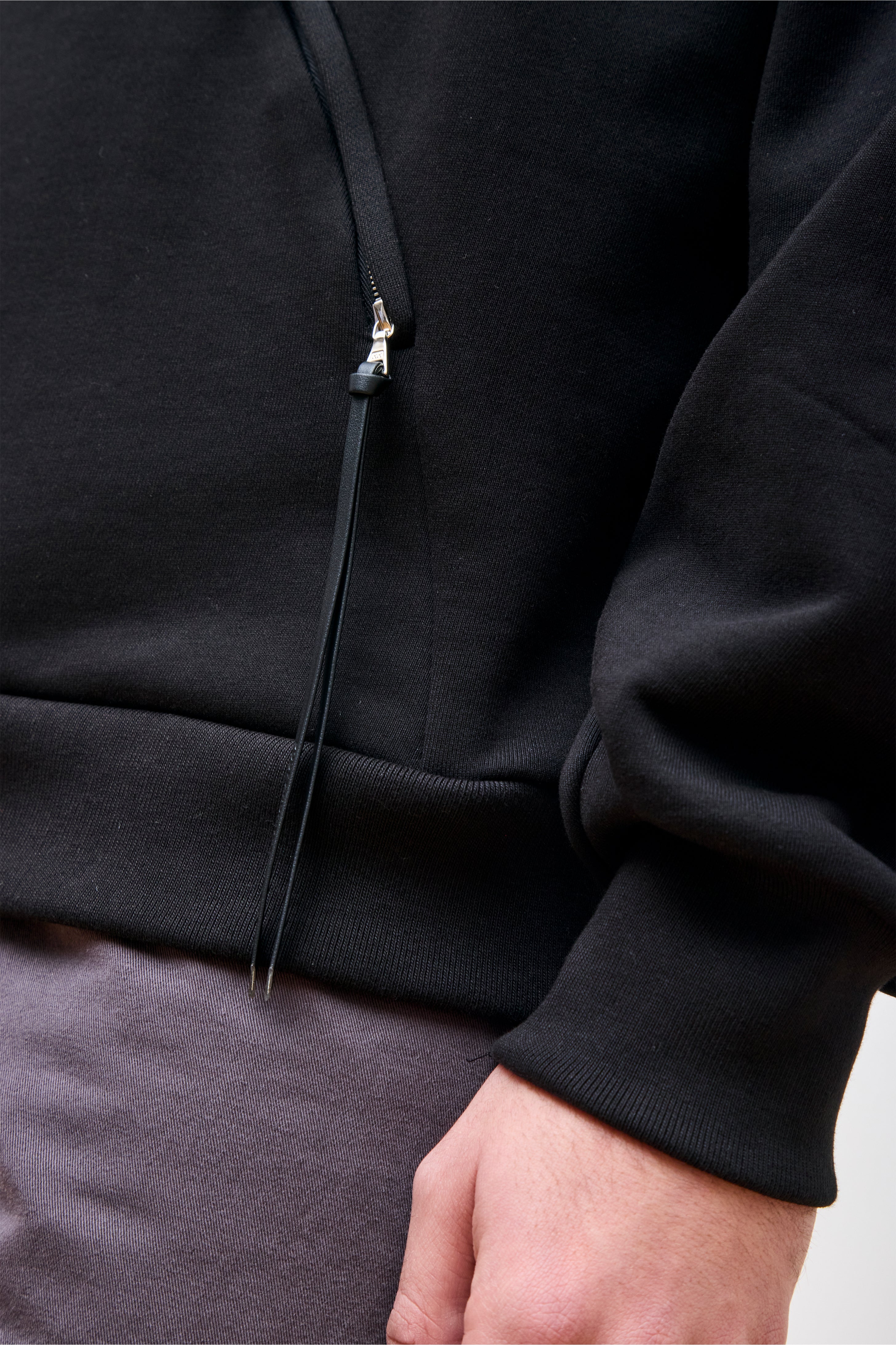 8.0 Hoodie Center Black