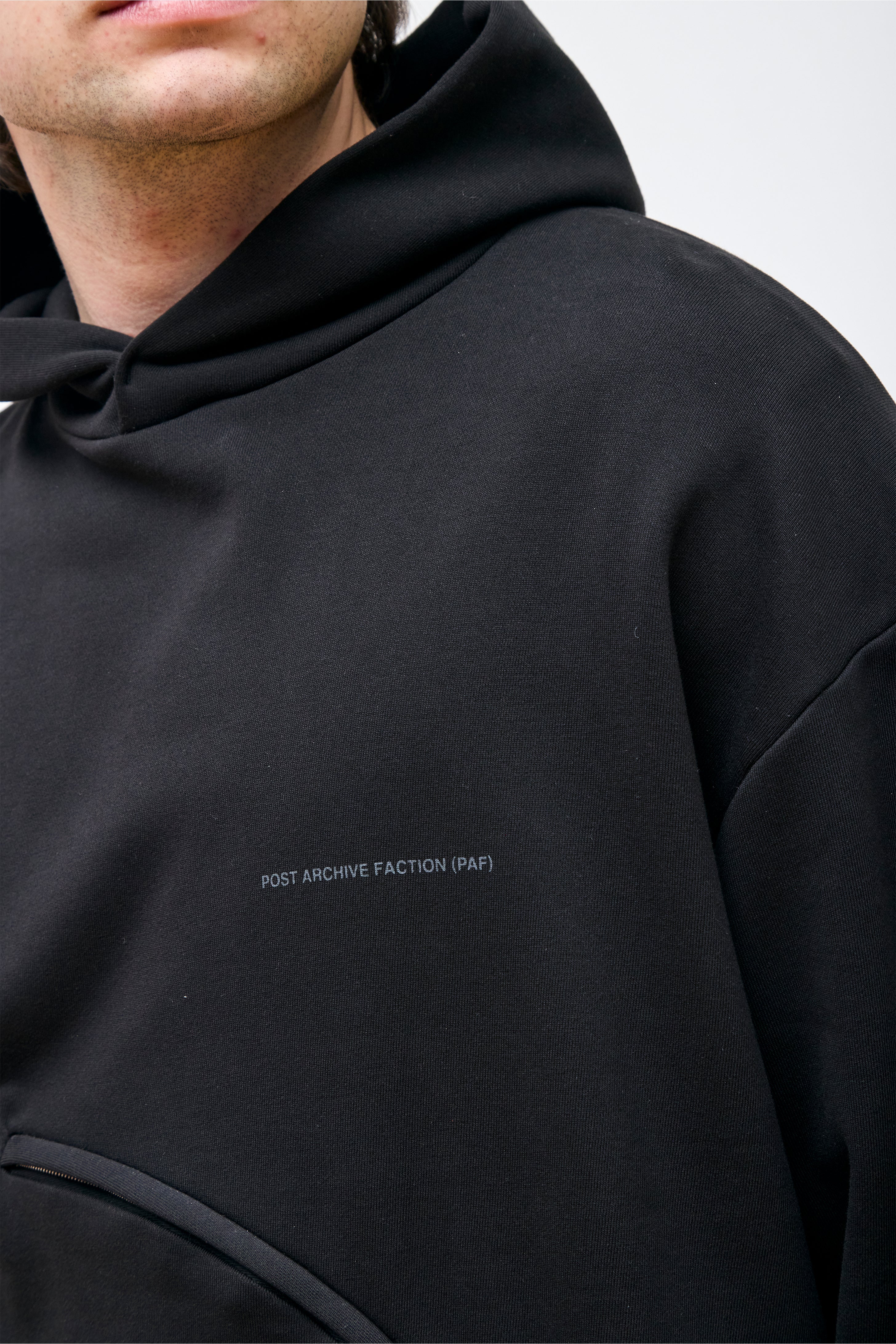 8.0 Hoodie Center Black