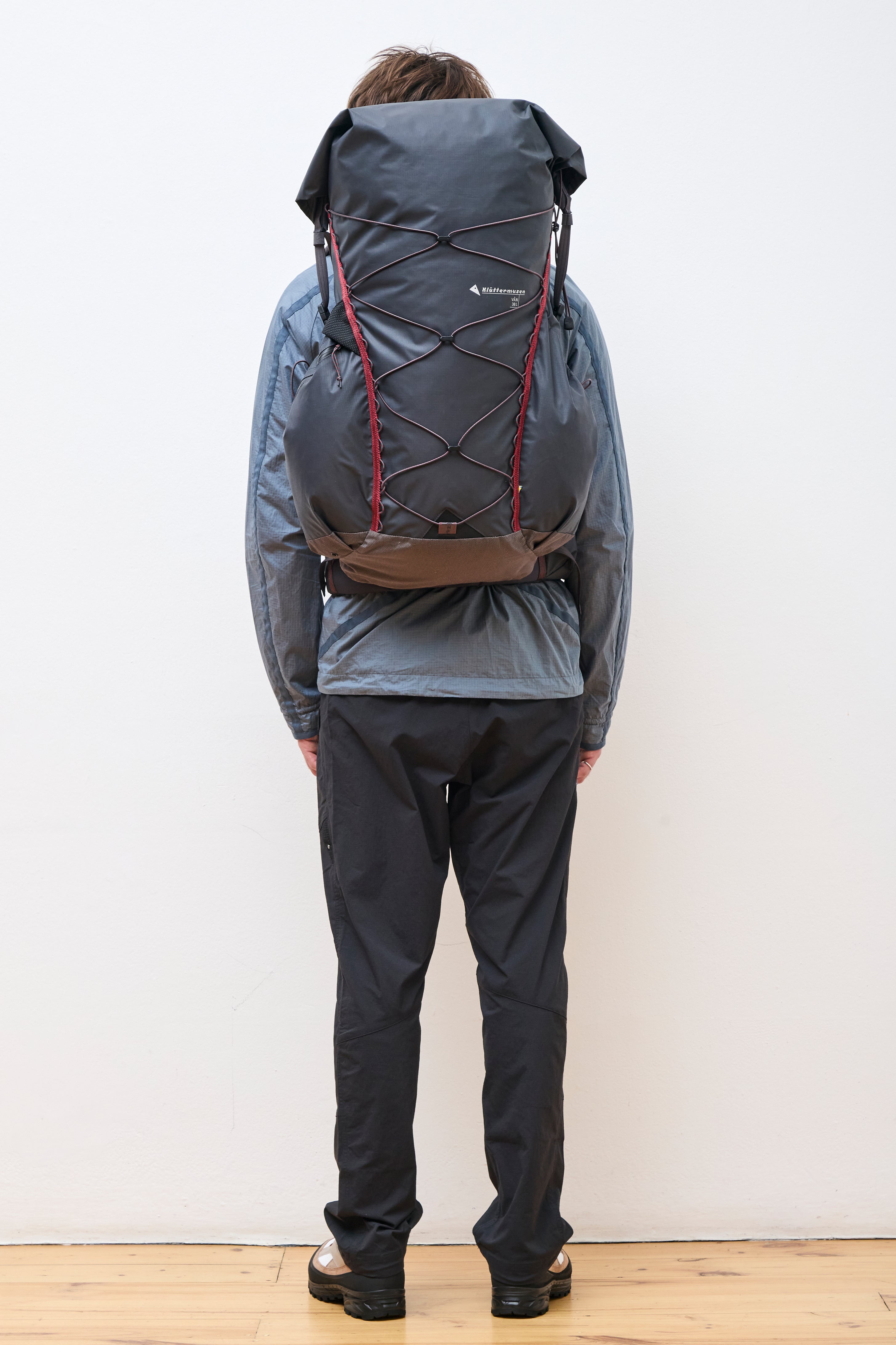 Vån WP Backpack 38L Raven