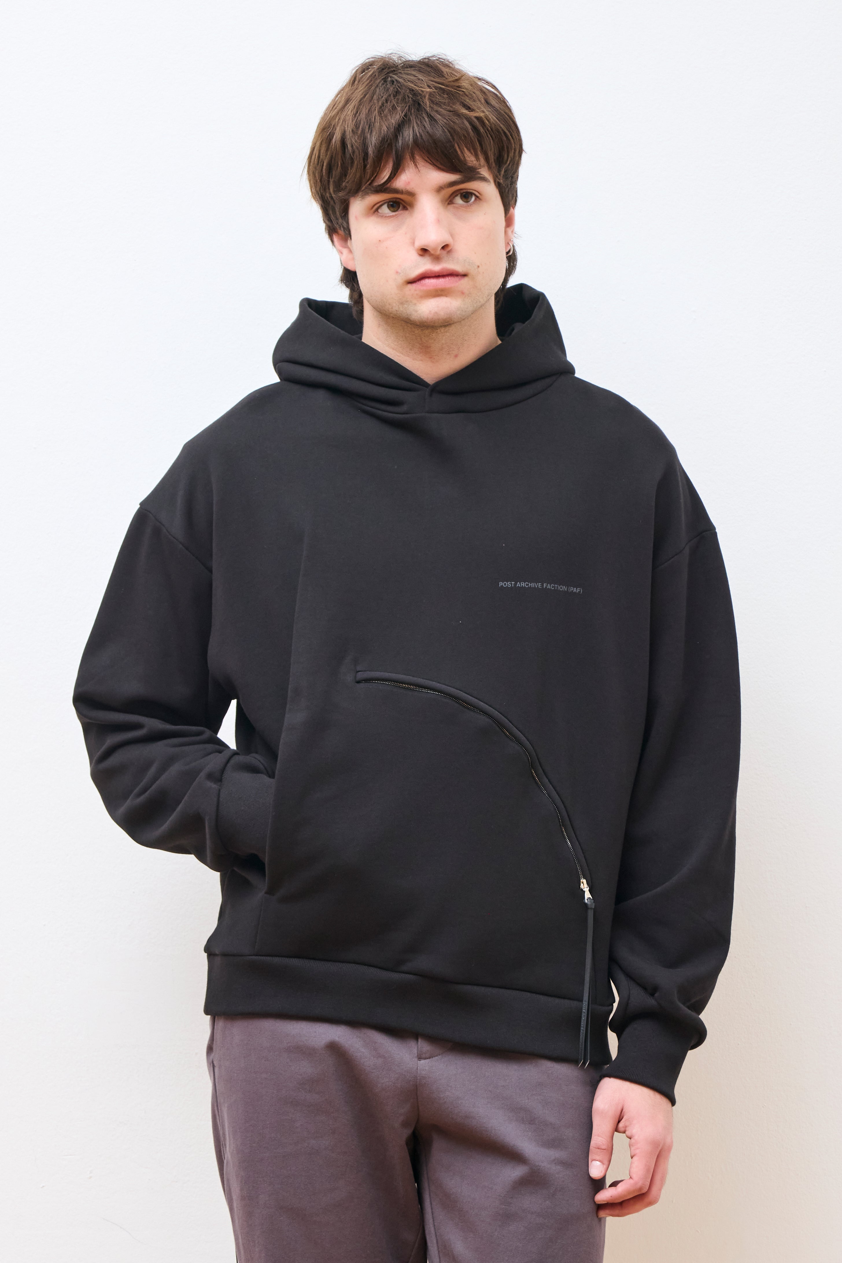 8.0 Hoodie Center Black