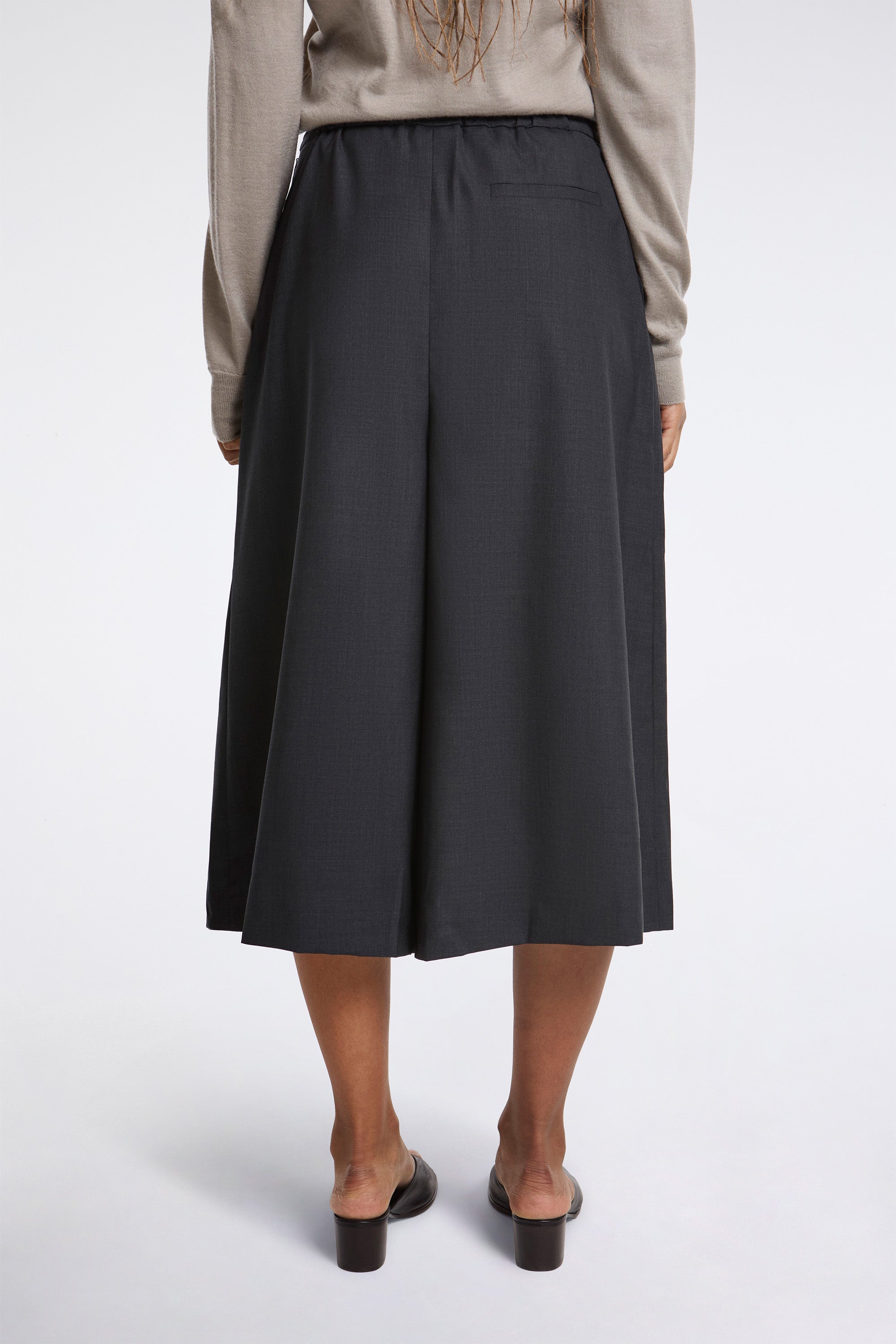 Pleated Wool Culotte Charcoal