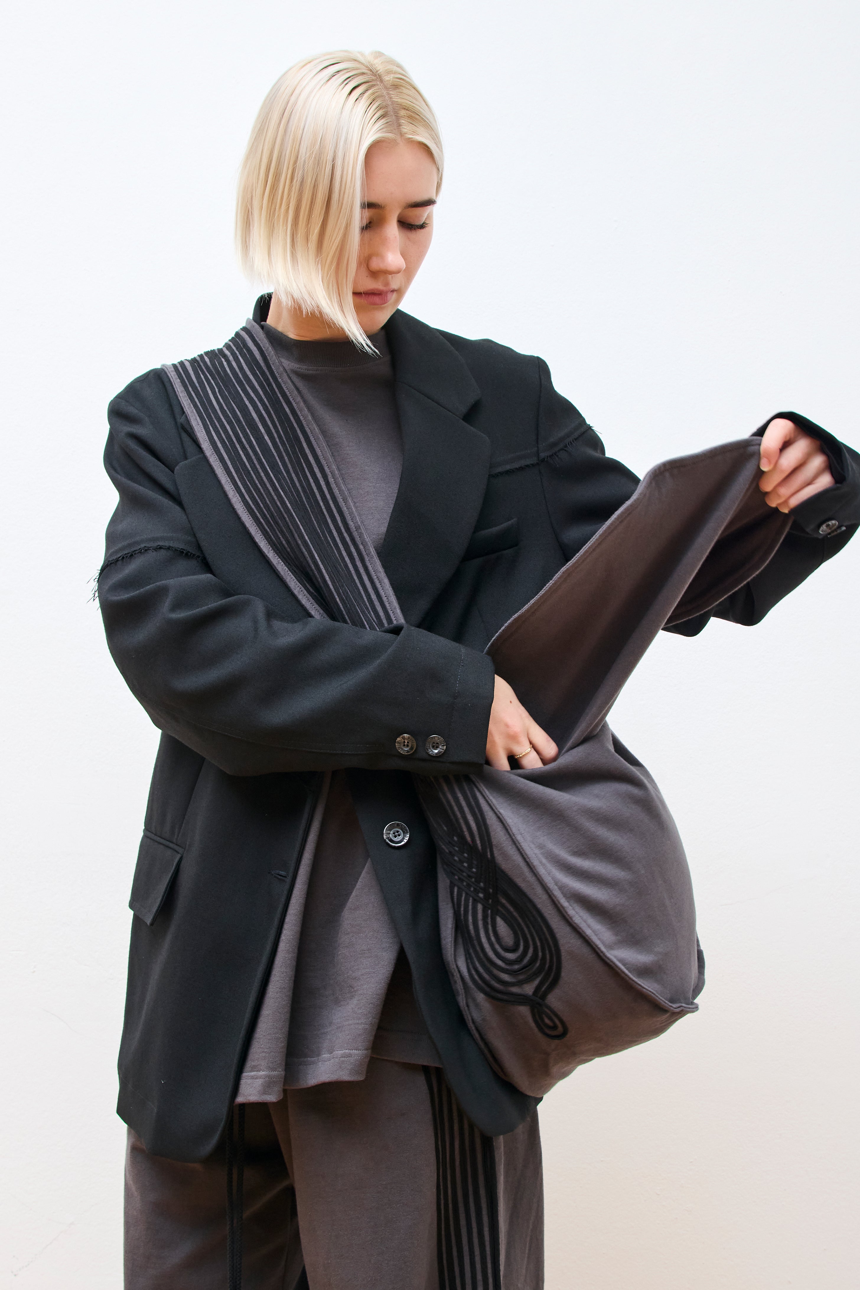 "Appliqué" Messenger Bag Washed Black