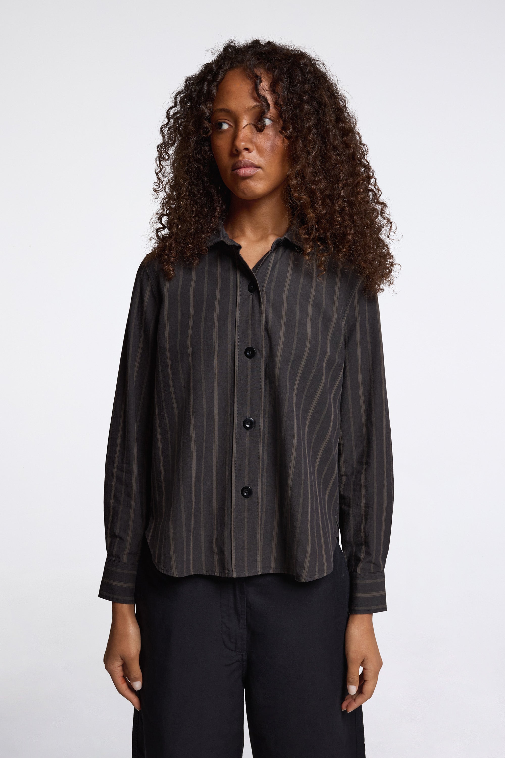 MHL Simple Shirt Off Black / Khaki