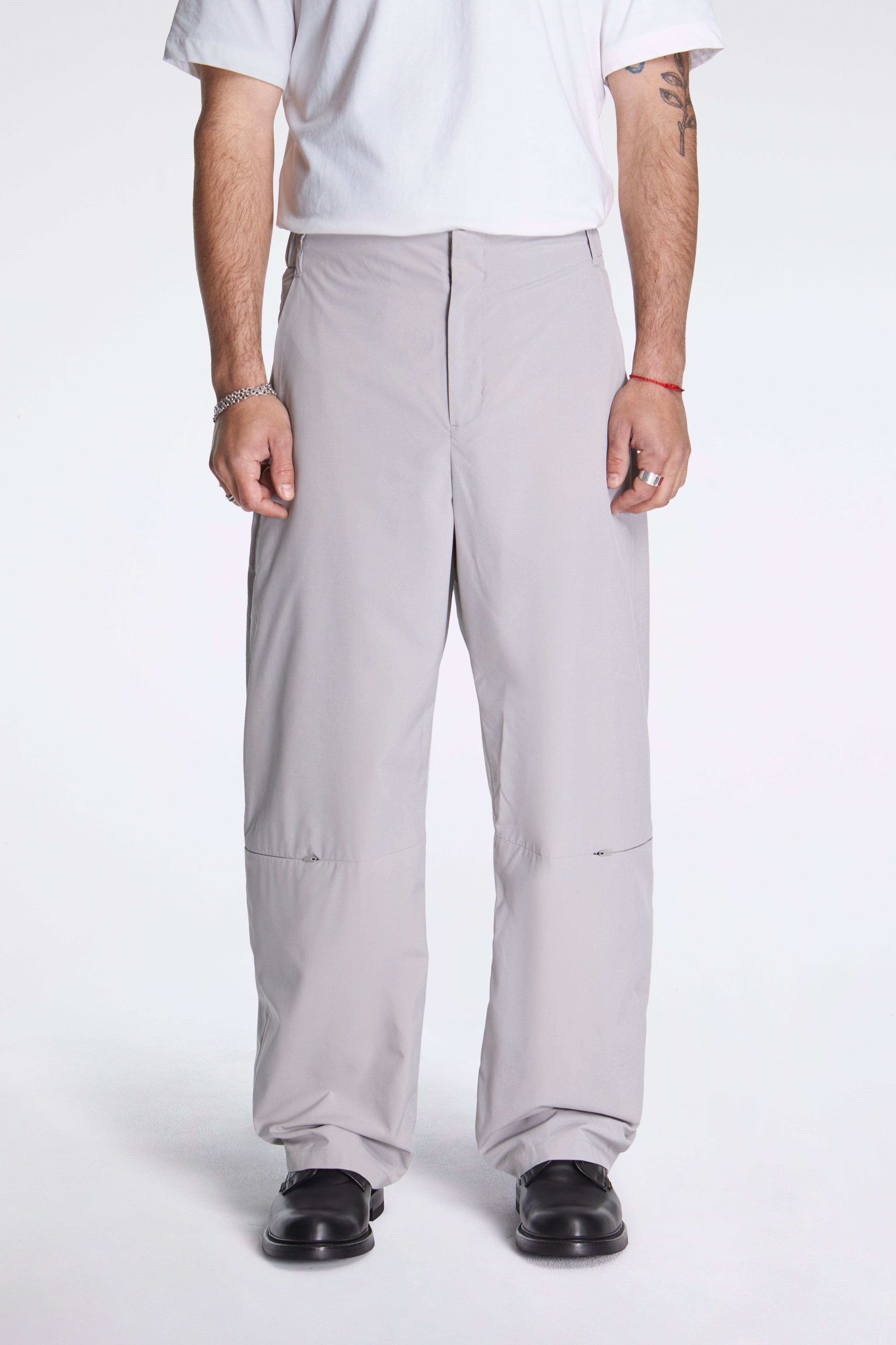 Curved Zip Banding Pants Grey
