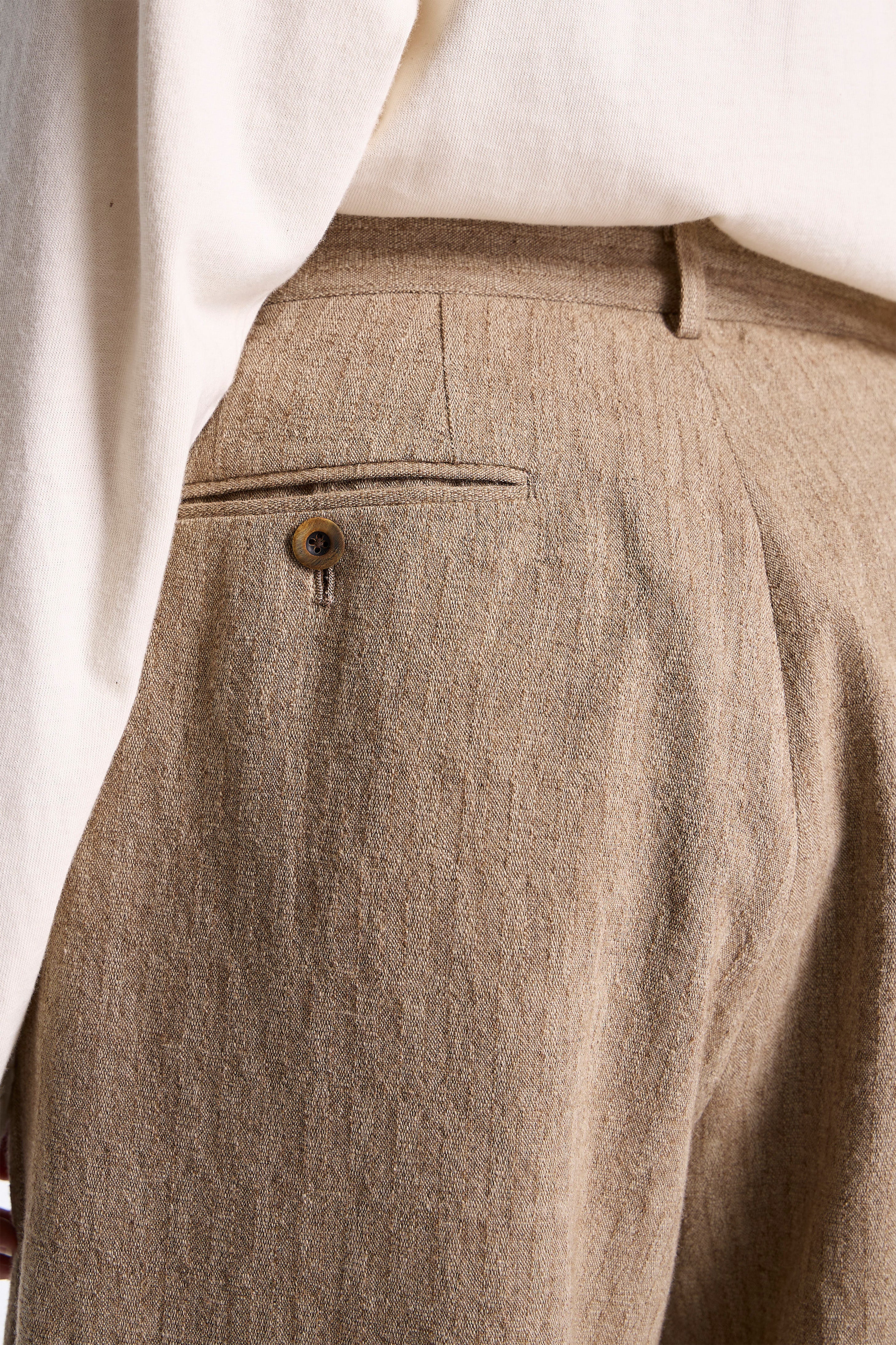 Triple Pleated Pant Ecru