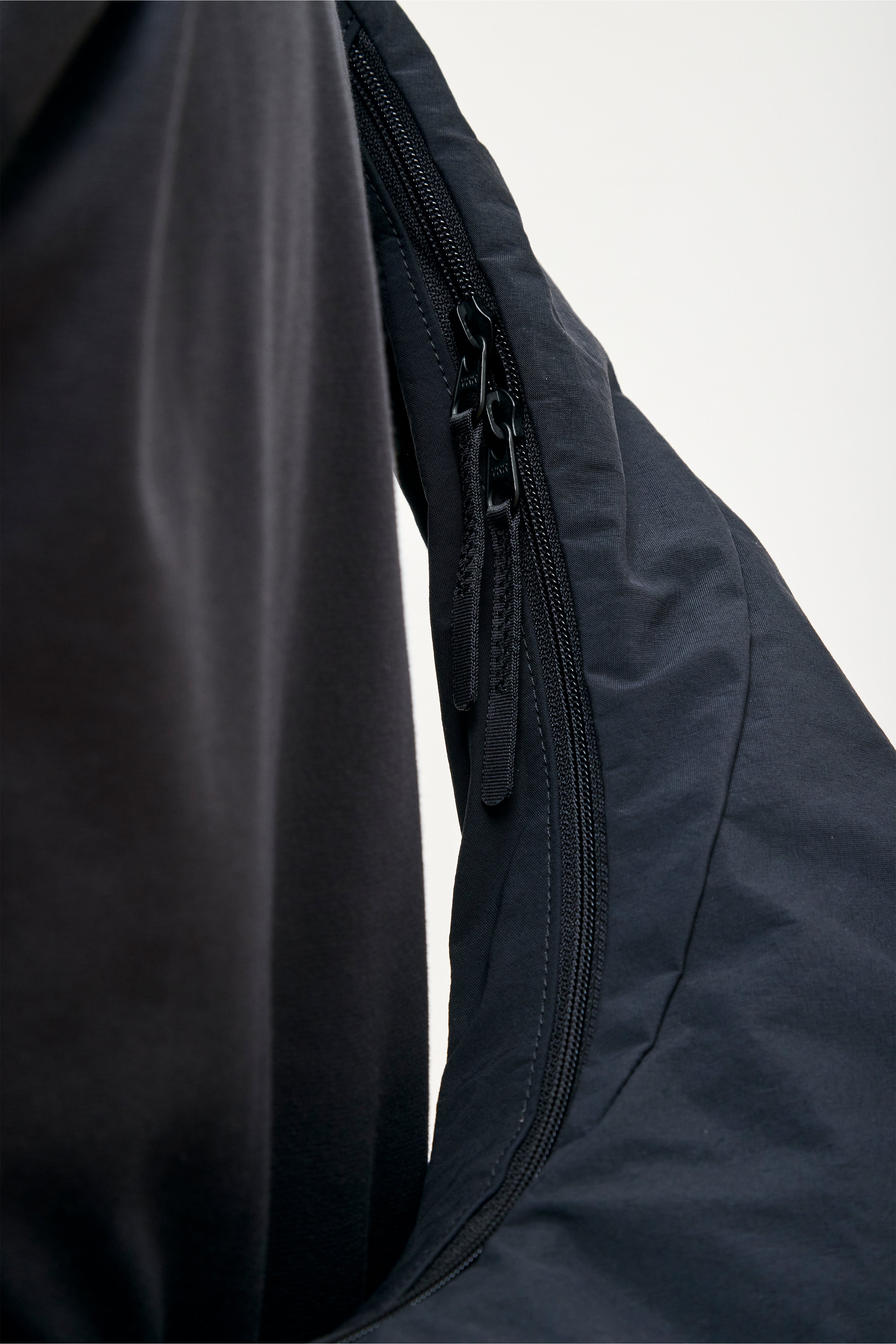 Helicoid Across Body Bag Black