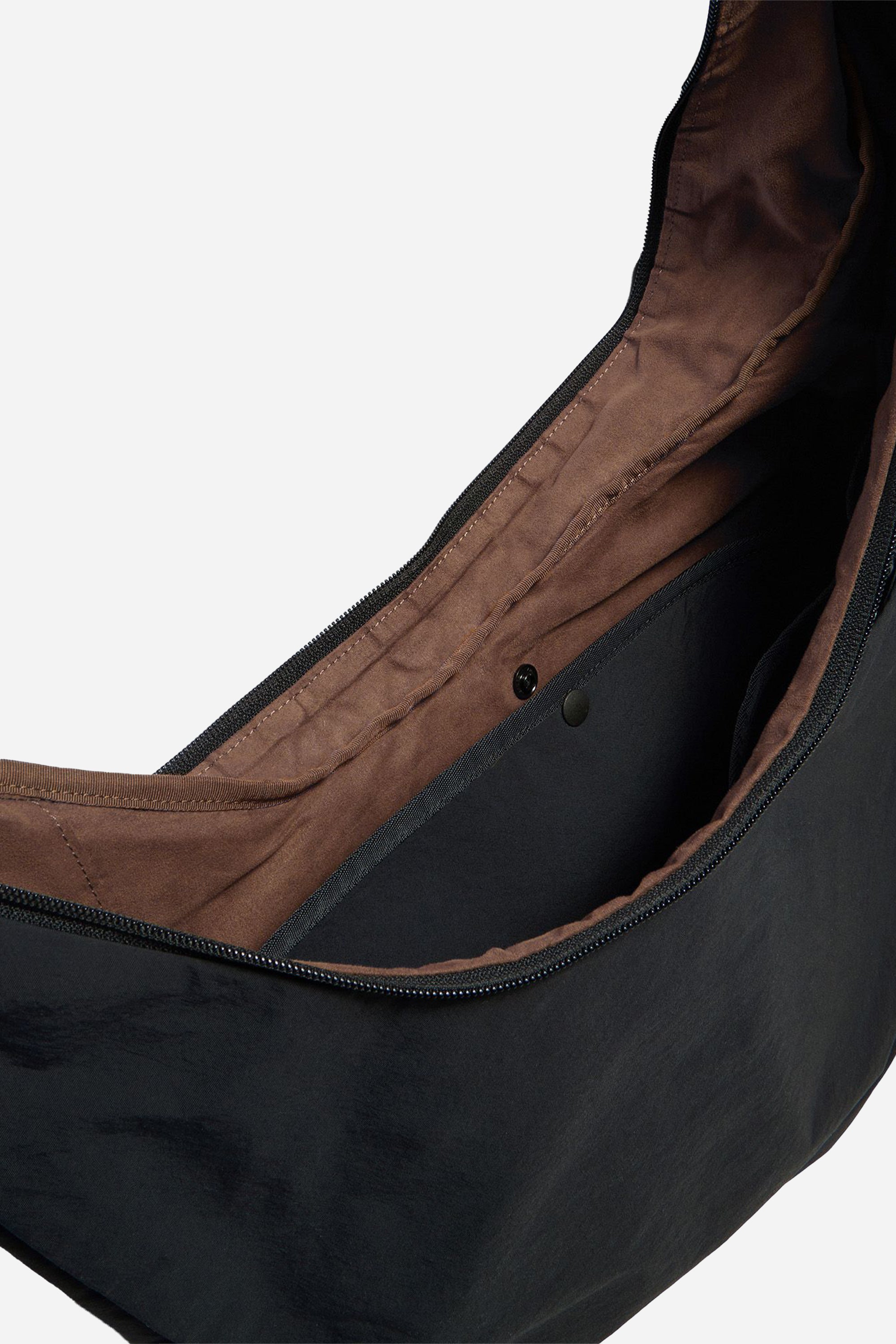 Helicoid Sling Bag Black
