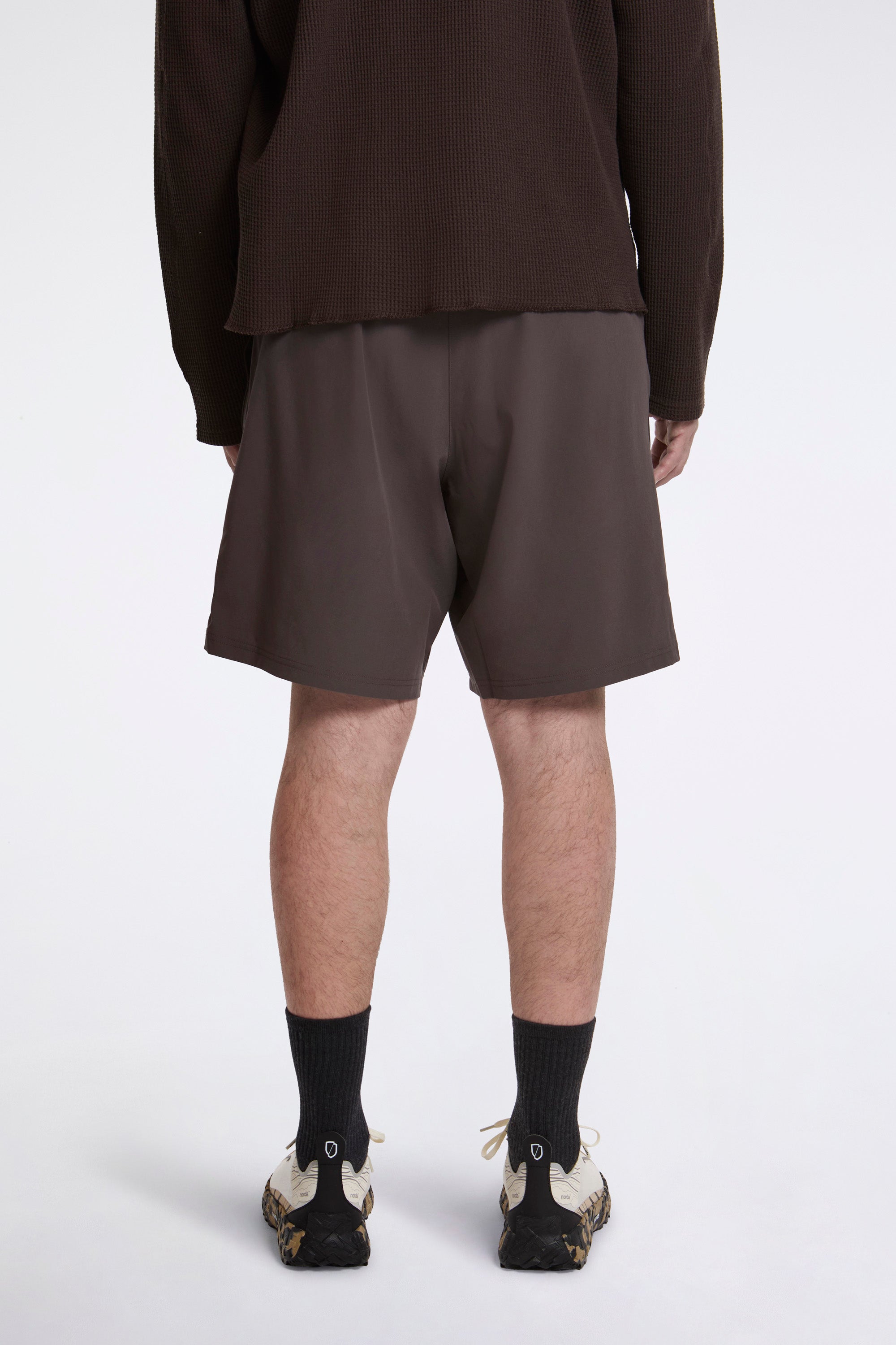 9" Training Shorts Dark Taupe