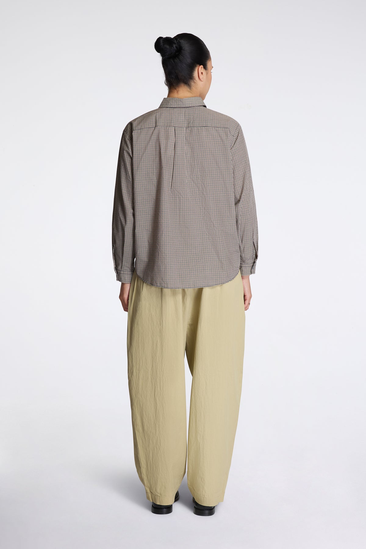 Dot Button Regular Collar Shirt L/S Beige Check