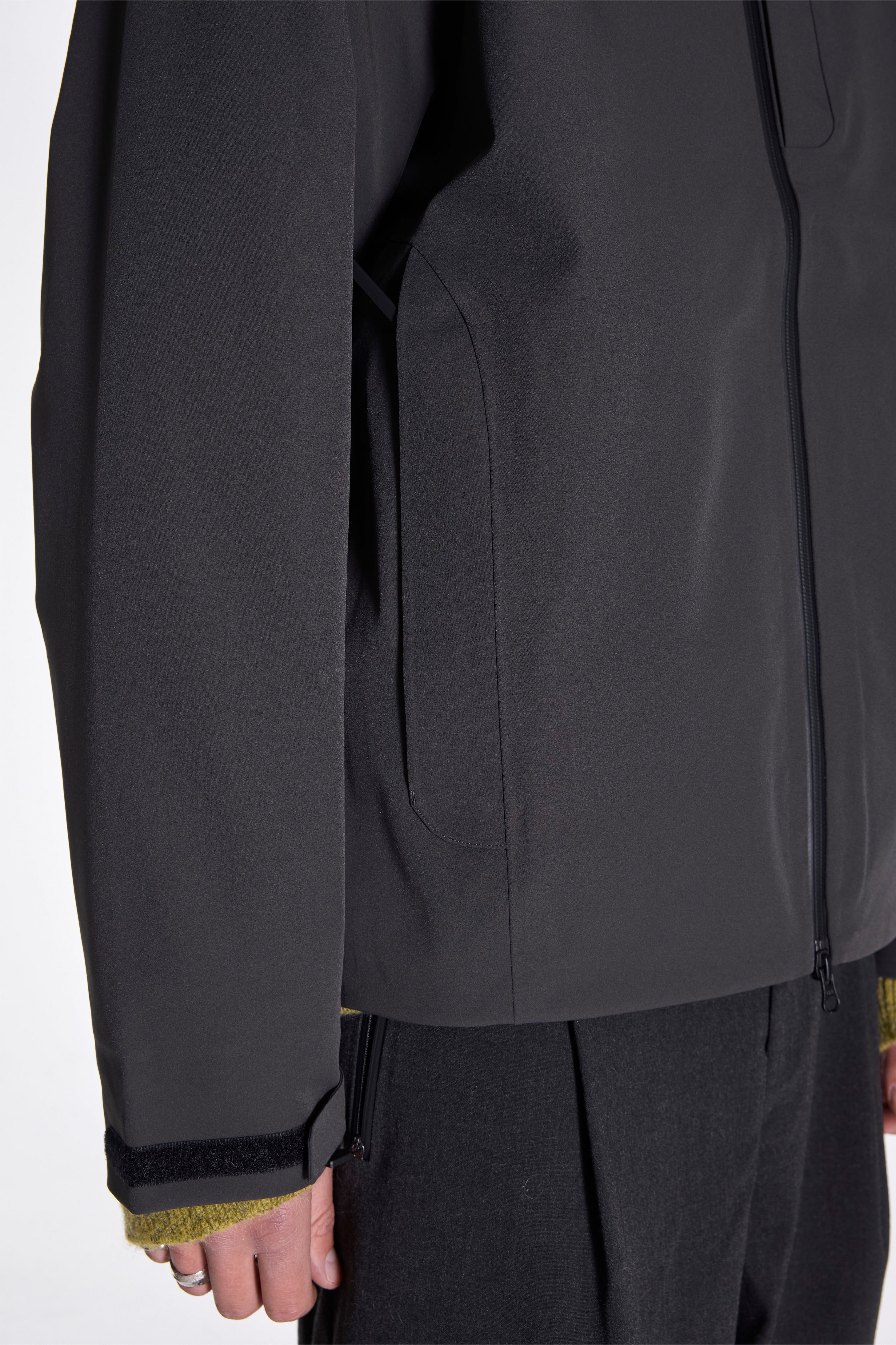 Arc 3L Shell Jacket Charcoal Black