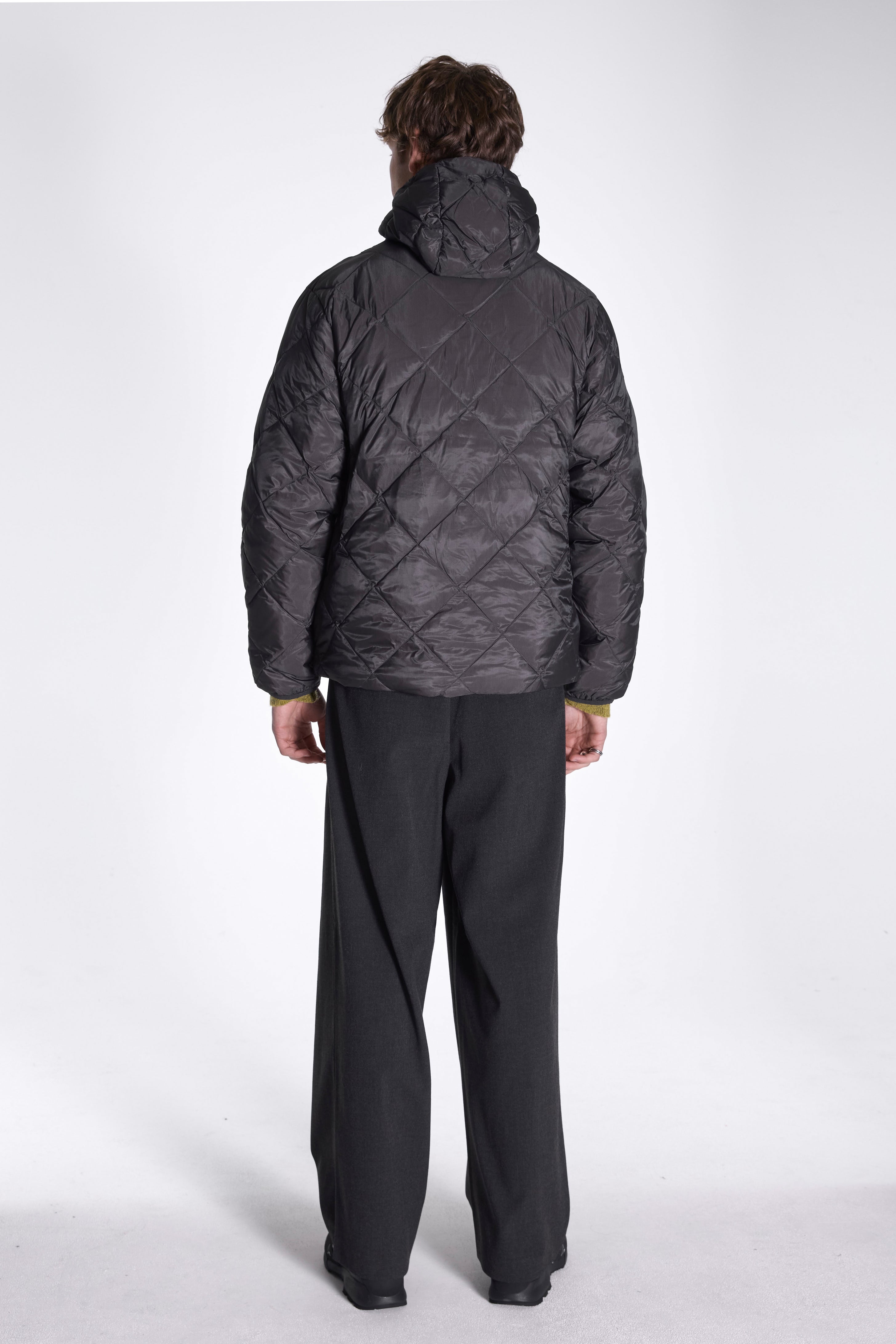 Base Lt Down Hooded Jacket Charcoal Black