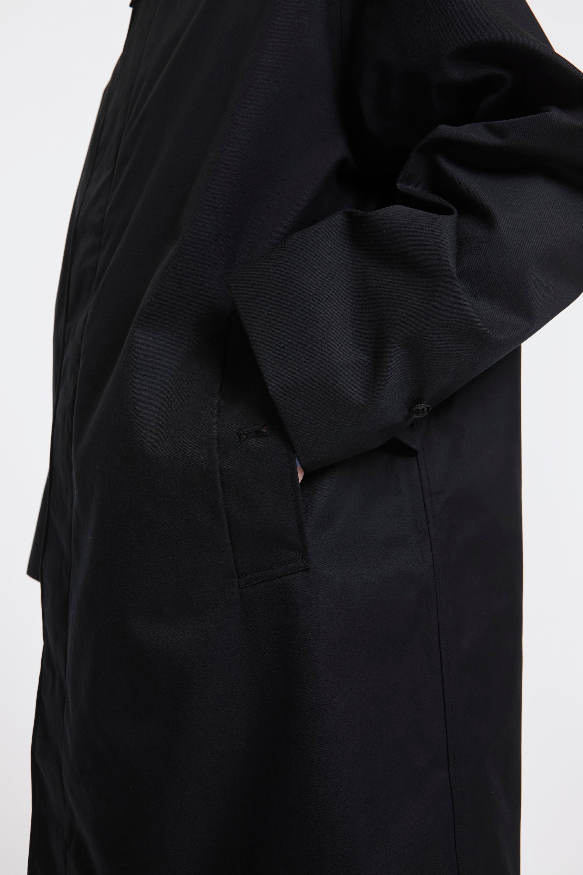 2L Cotton Gore-Tex Balmacaan Coat Black