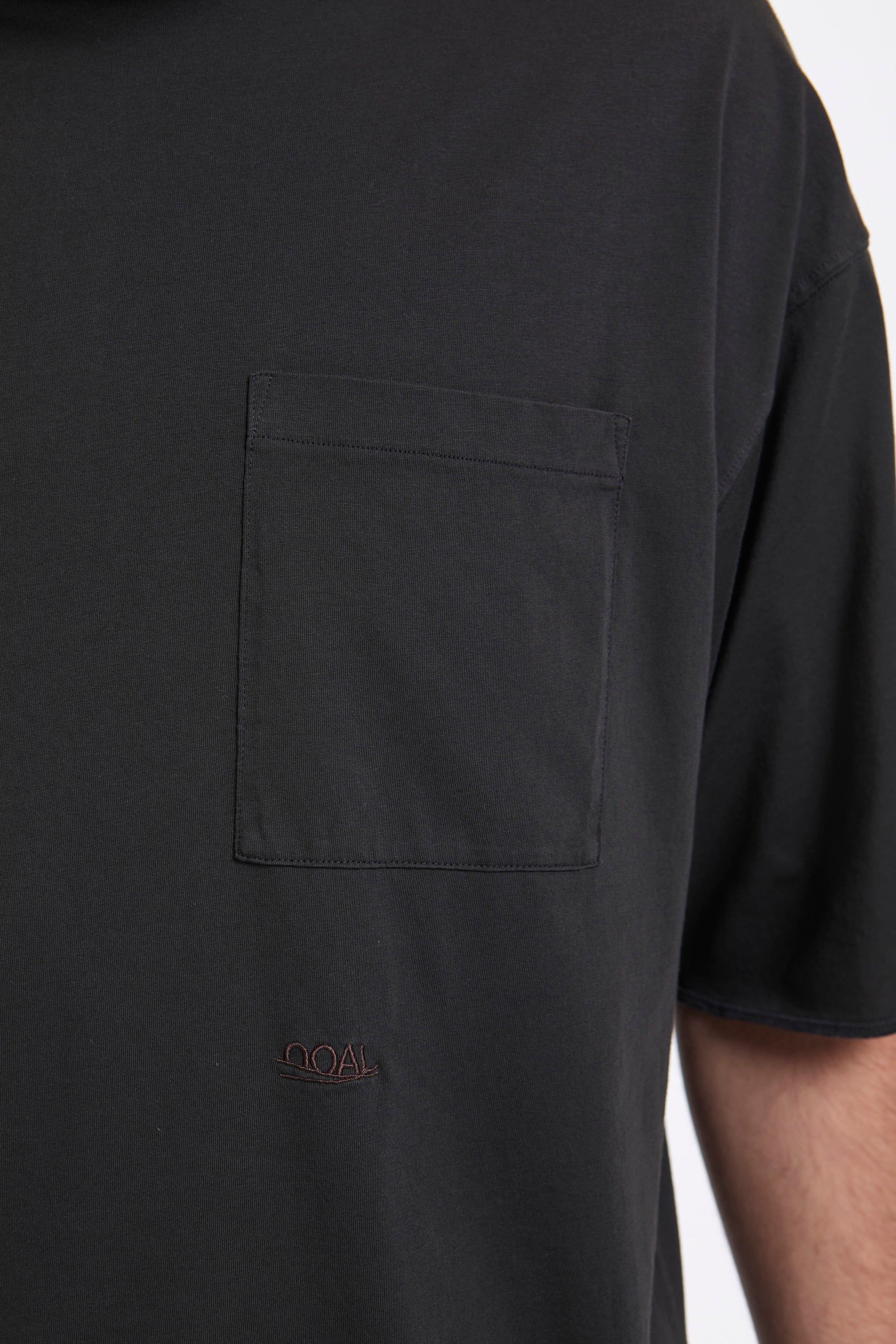 OOAL Pocket Tee Charcoal