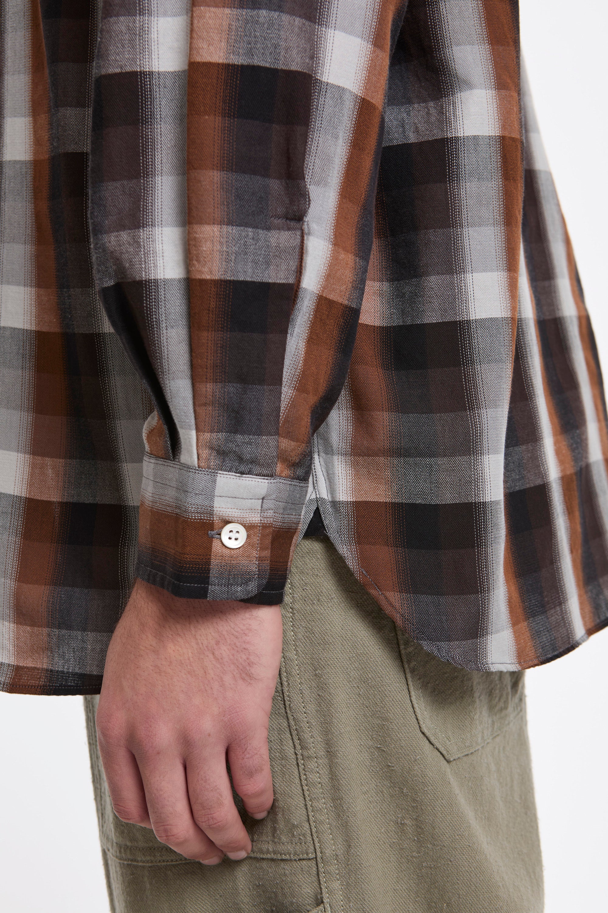 Regular Collar Wind Shirt Brown