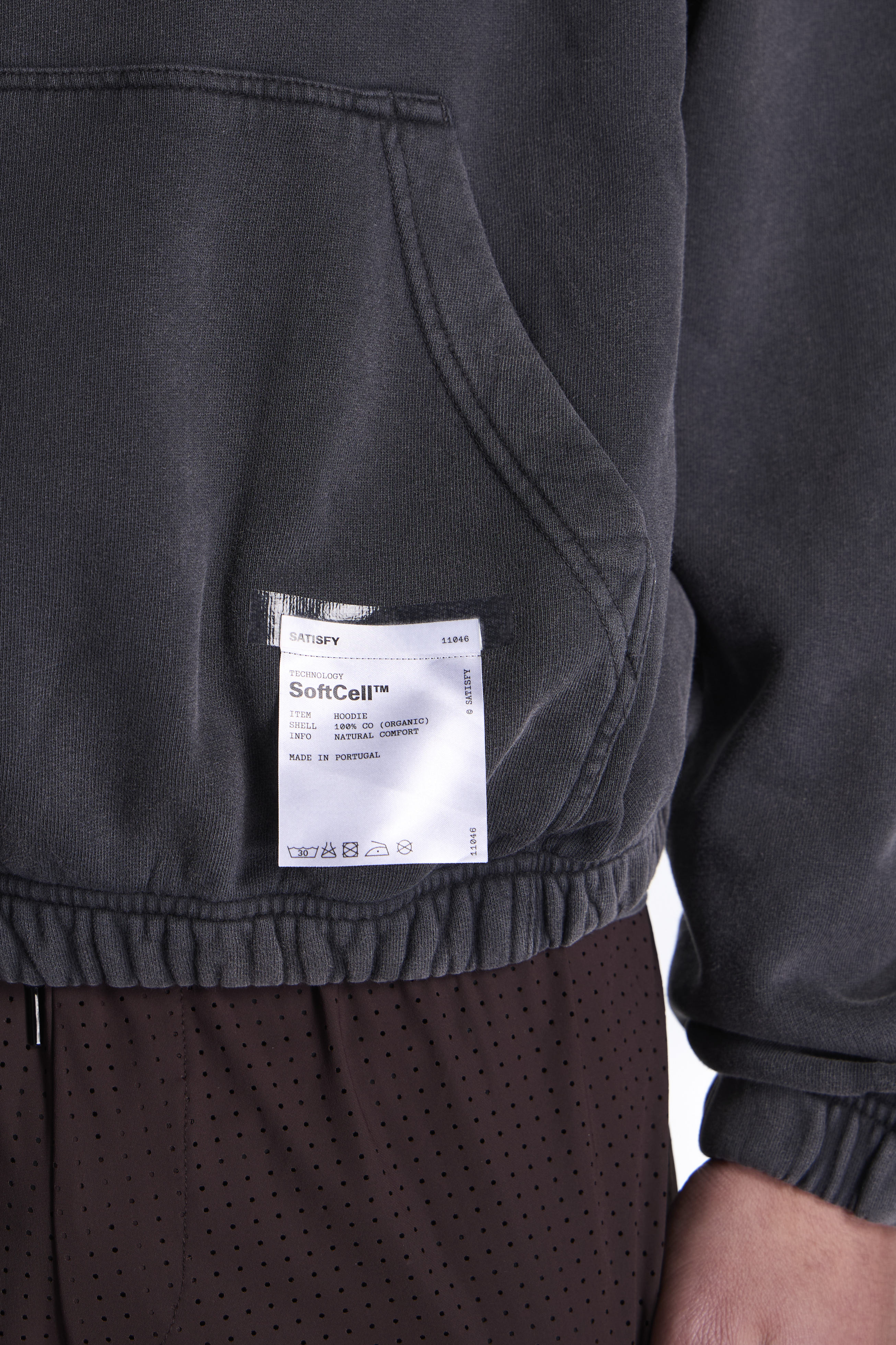Softcell Hoodie Aged Black