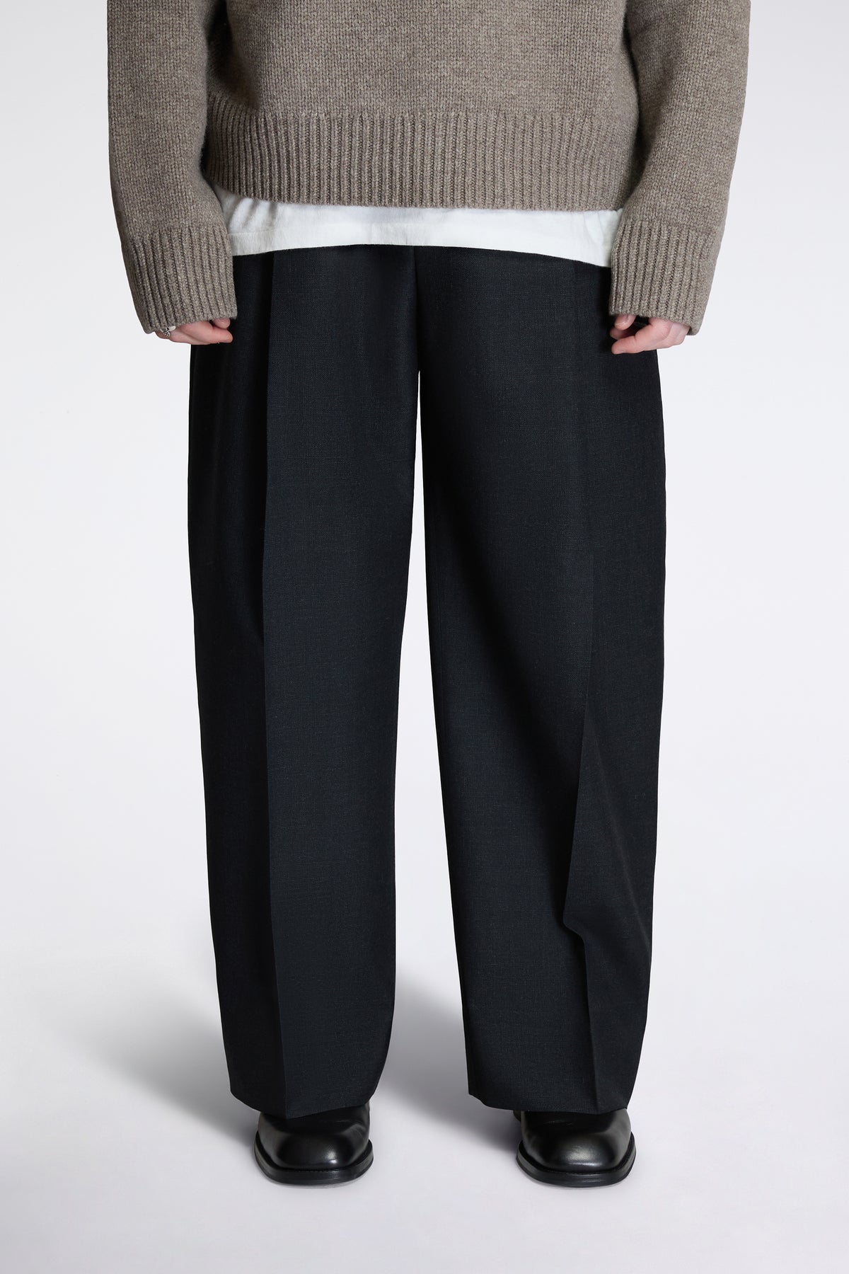 Pull Curved Leg Pant Flint