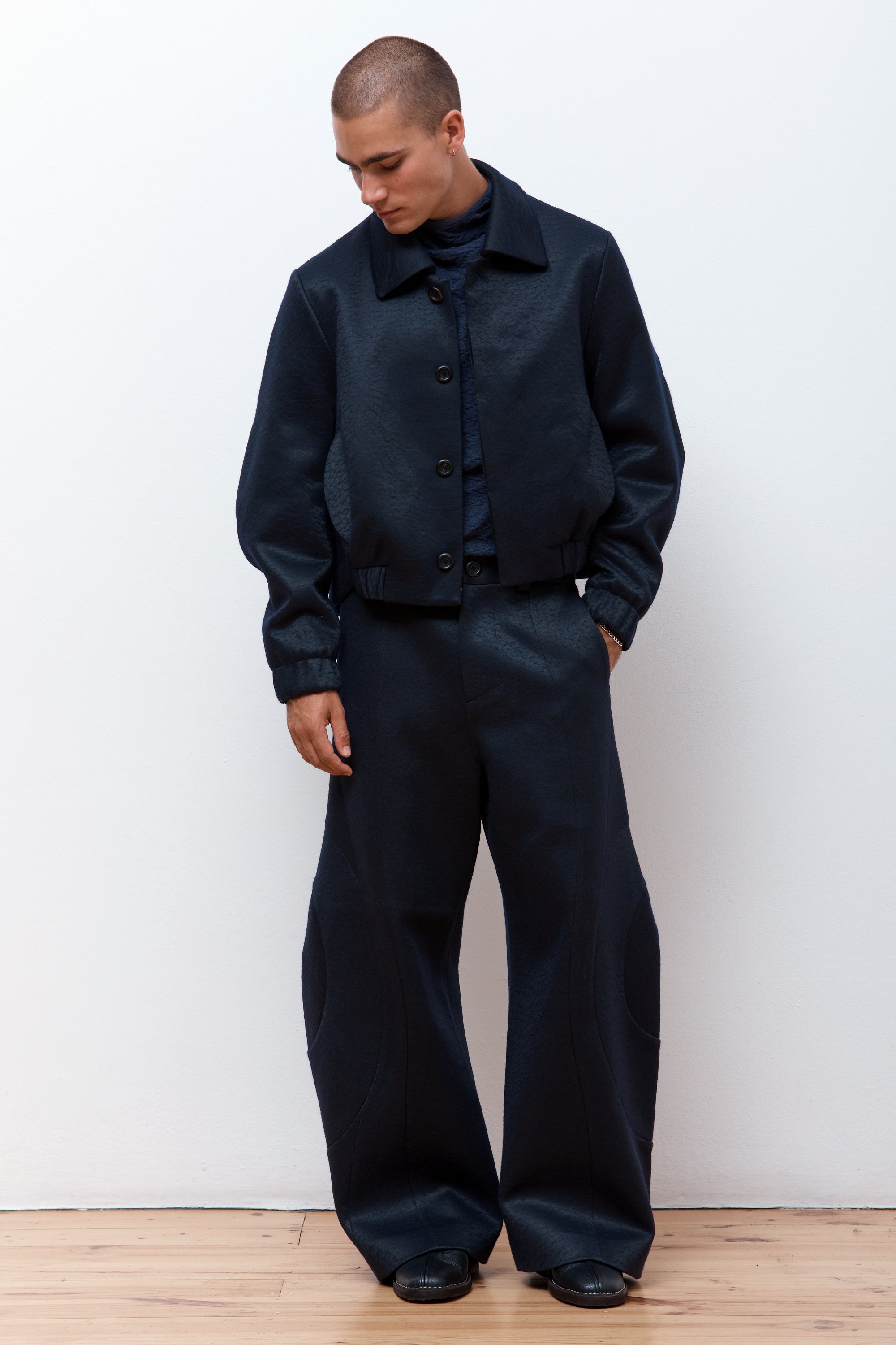 Helicteres Isora Pant Navy Pattern