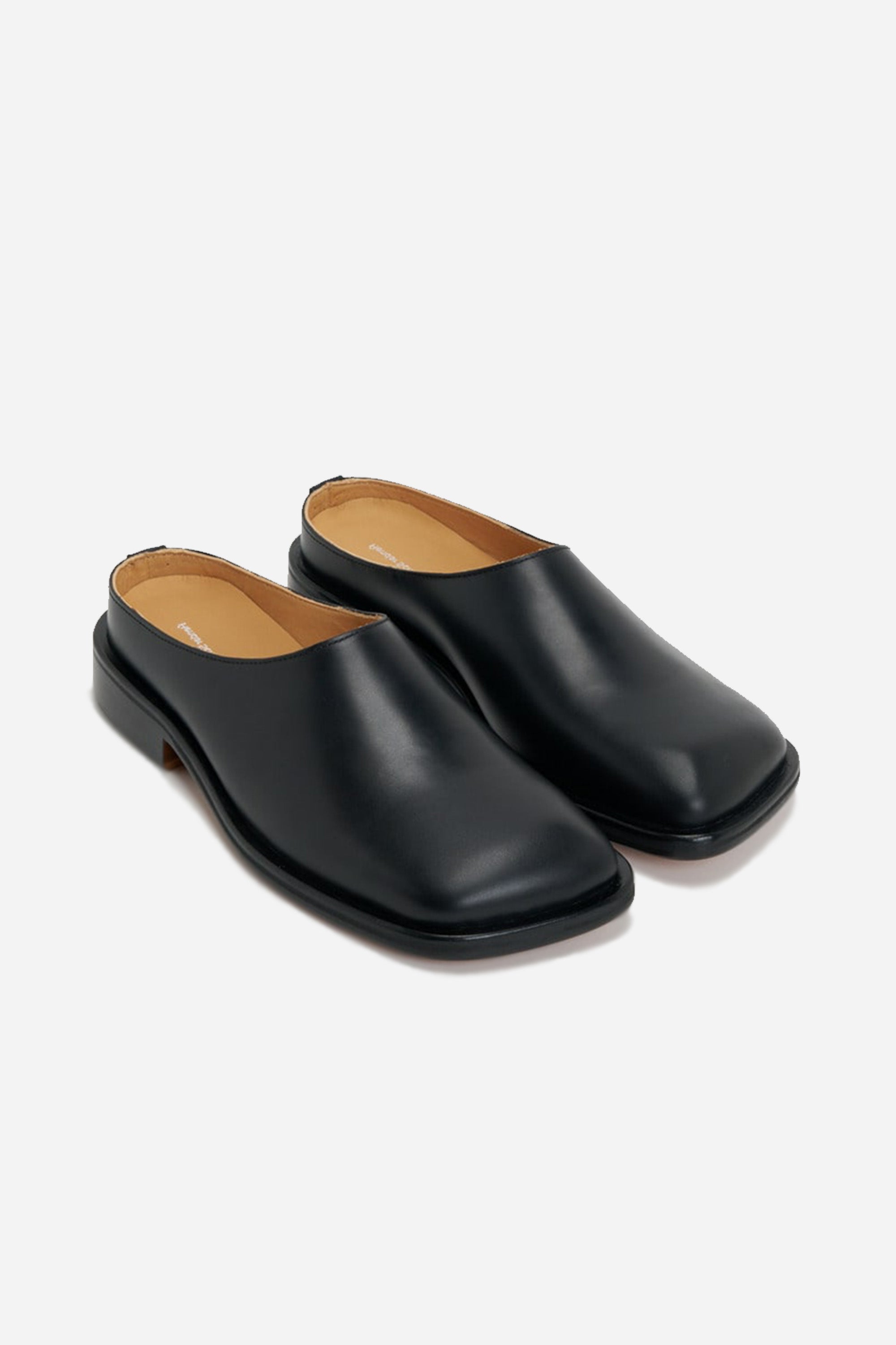 Bear Foot Mule Black