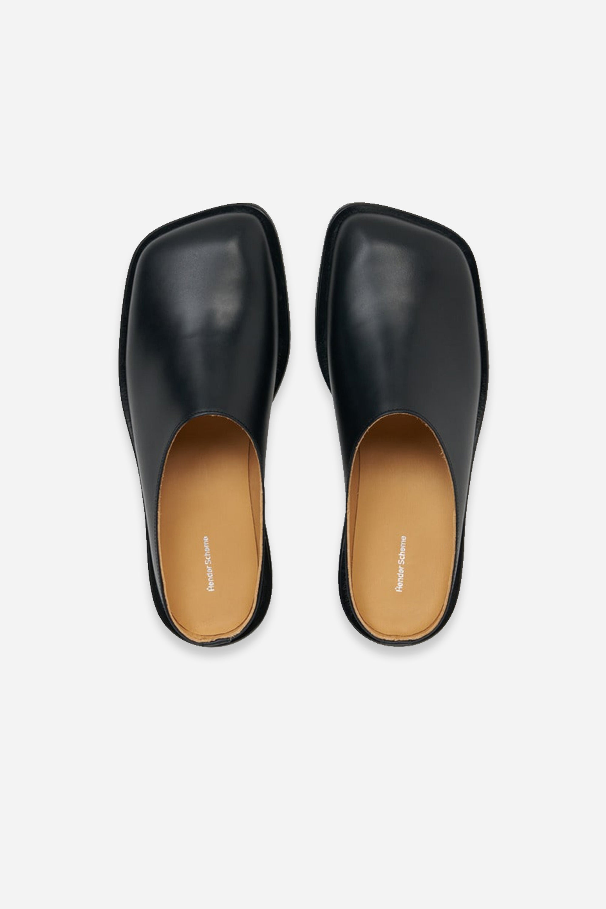Bear Foot Mule Black