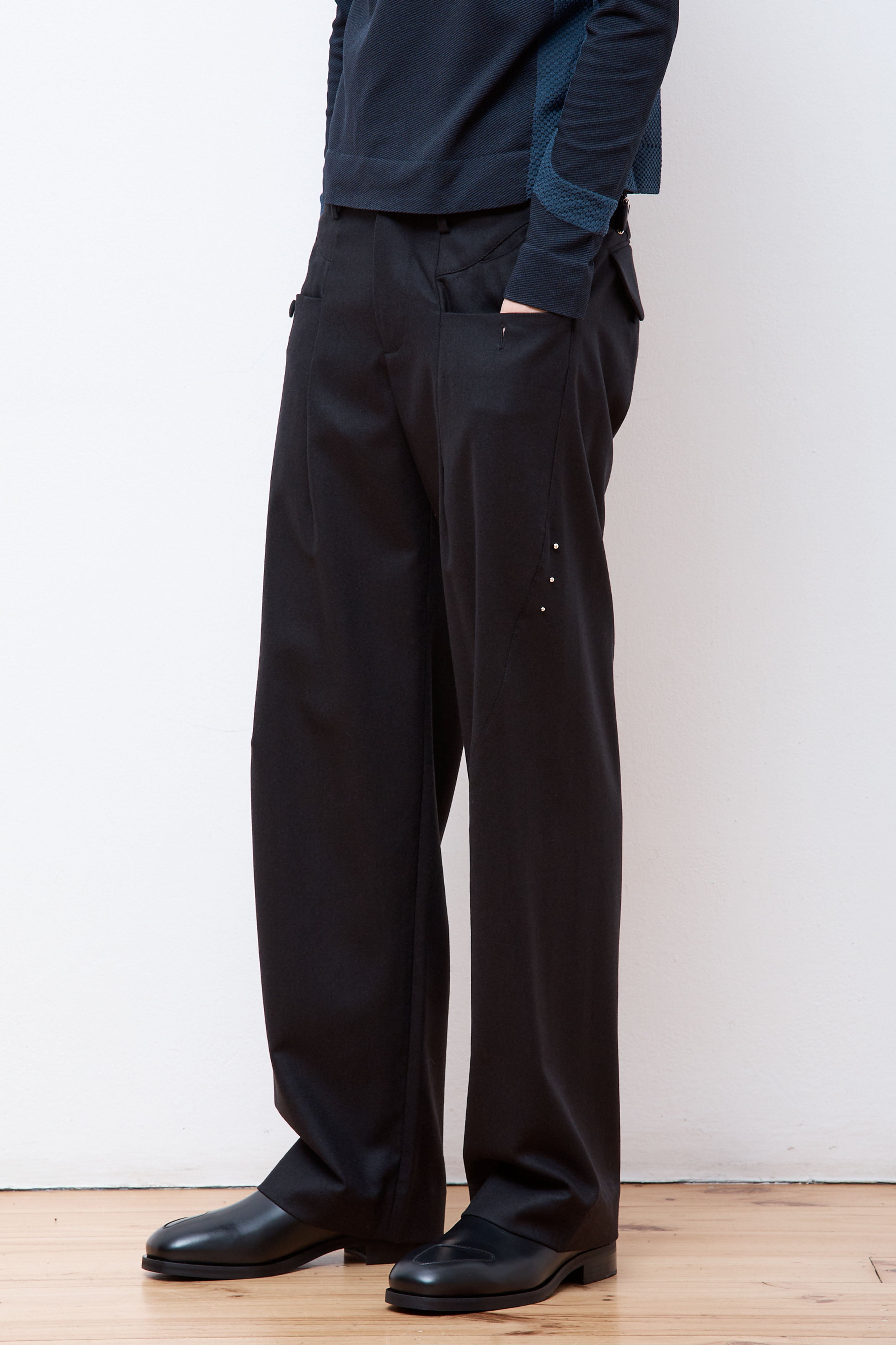 Asset Trousers Shungite Black