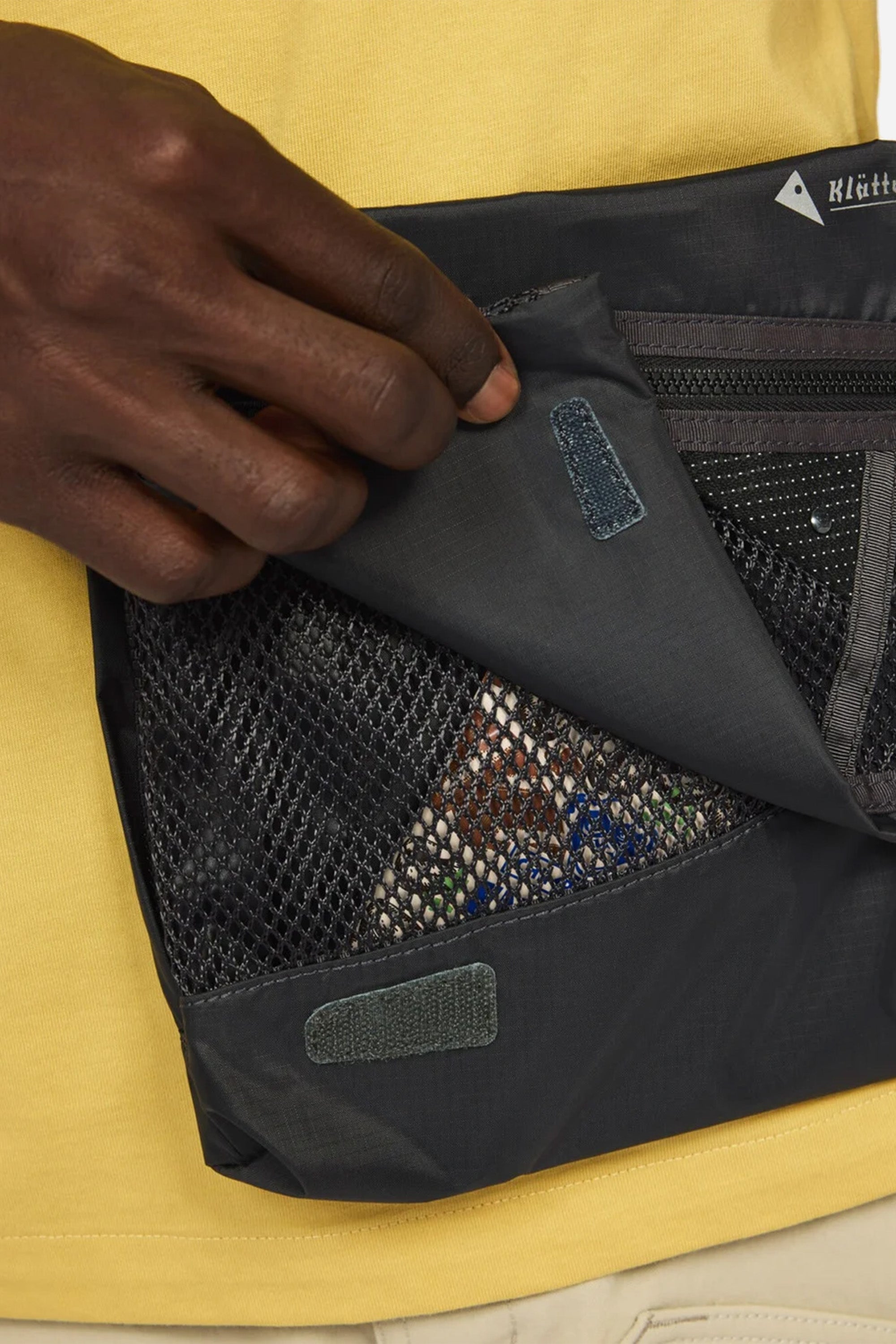 Algir Foldover Bag Raven