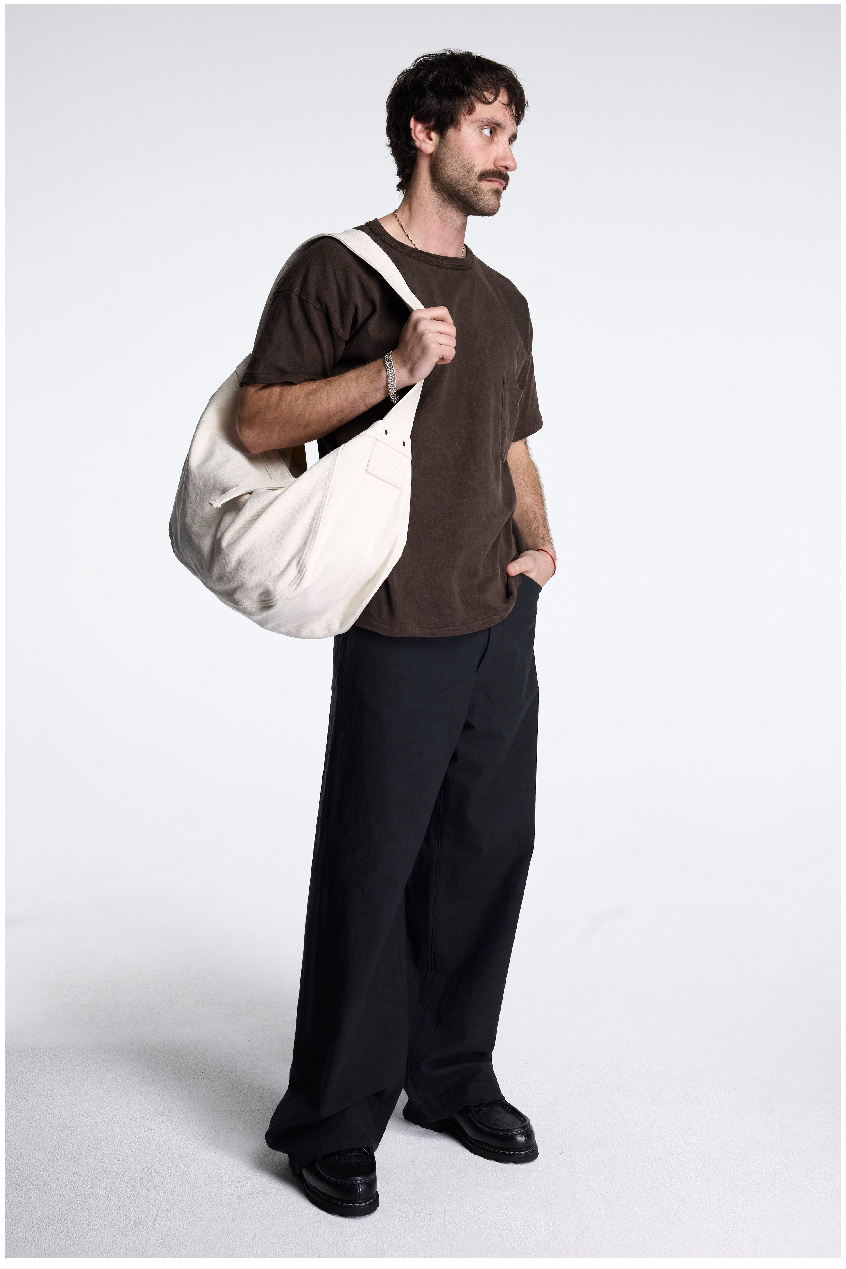 Lot.004 Newsboy Bag Ivory