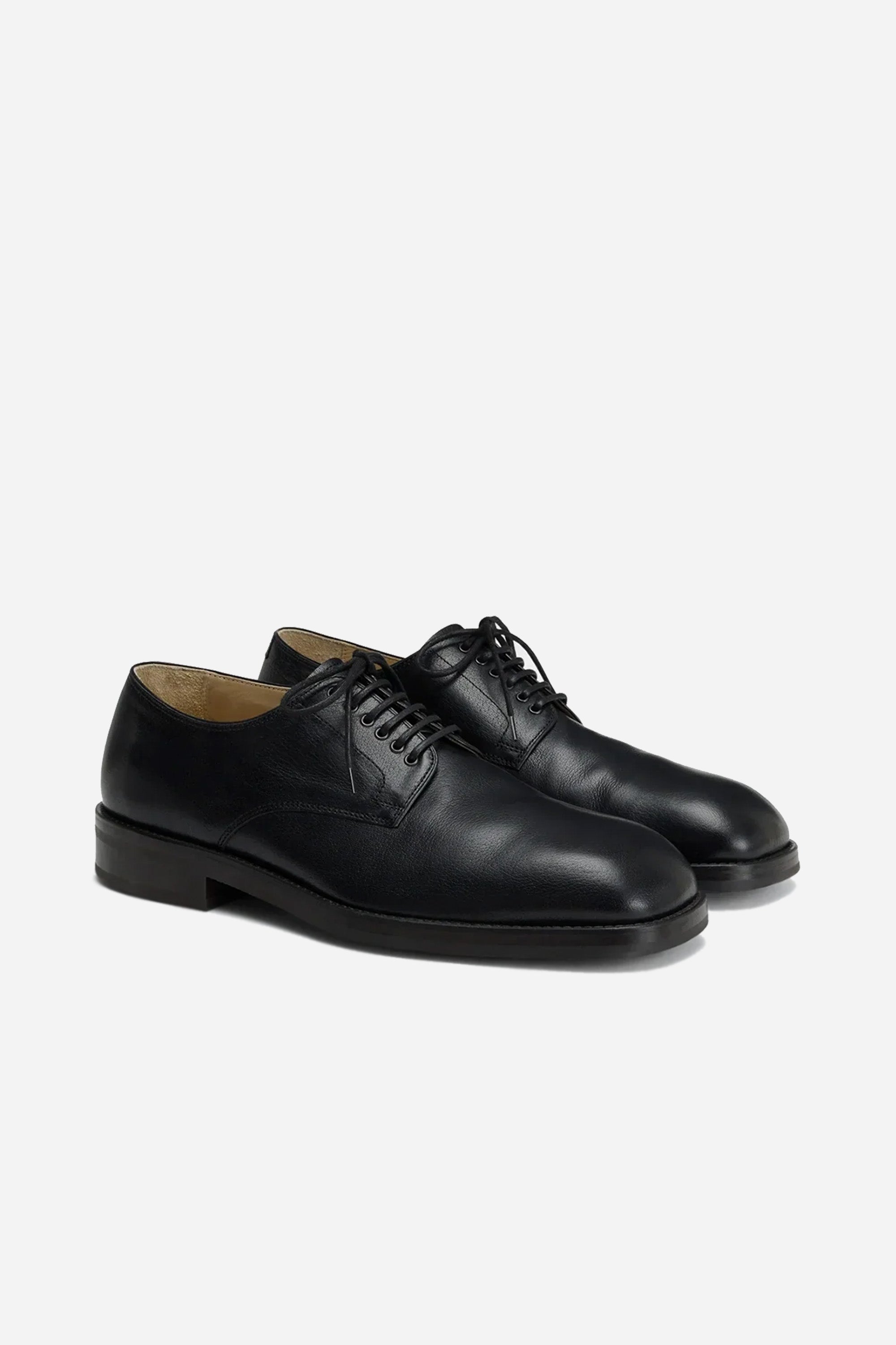 Derbies Black