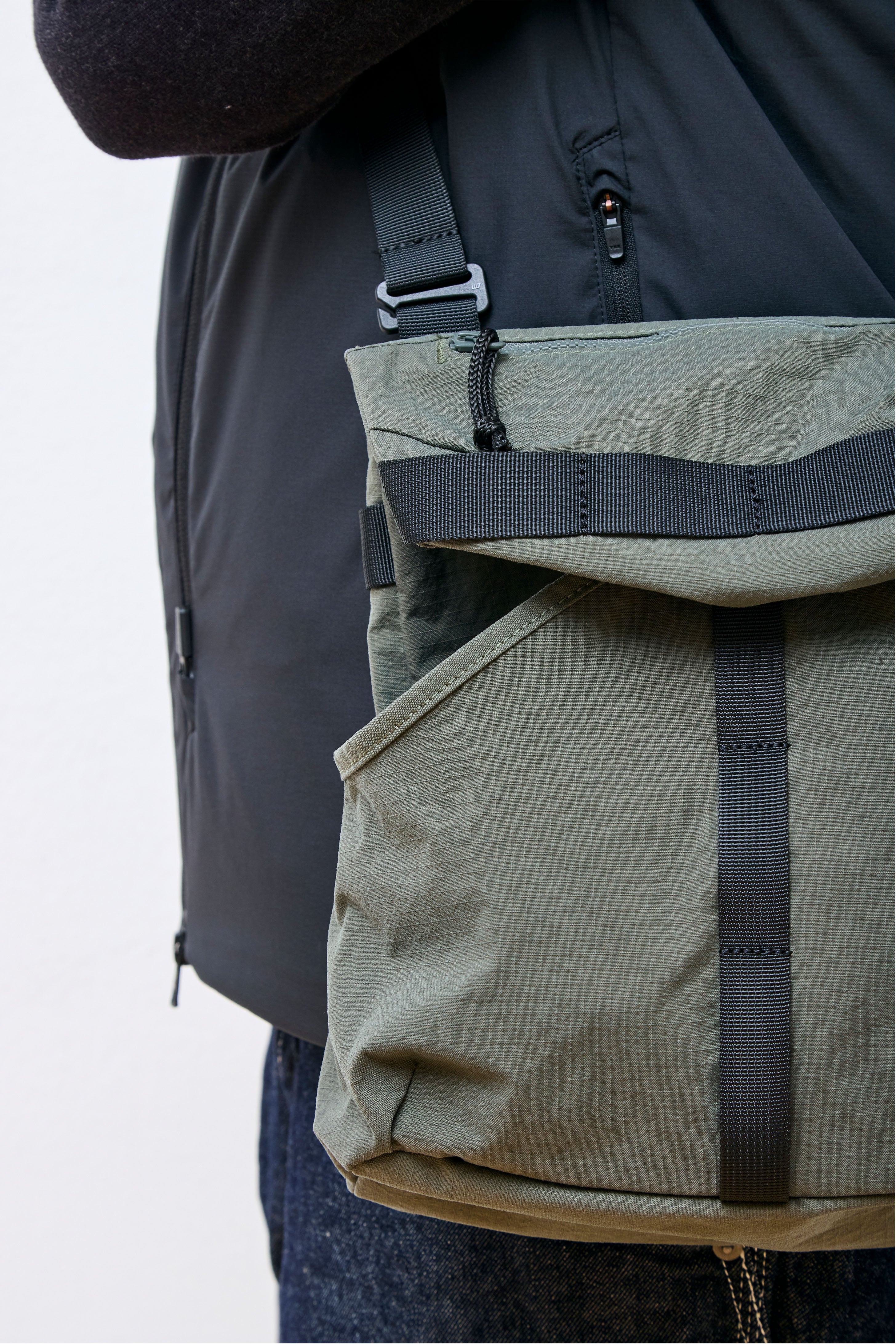 Lightweight Taslan Ripstop Shoulder Bag Olive