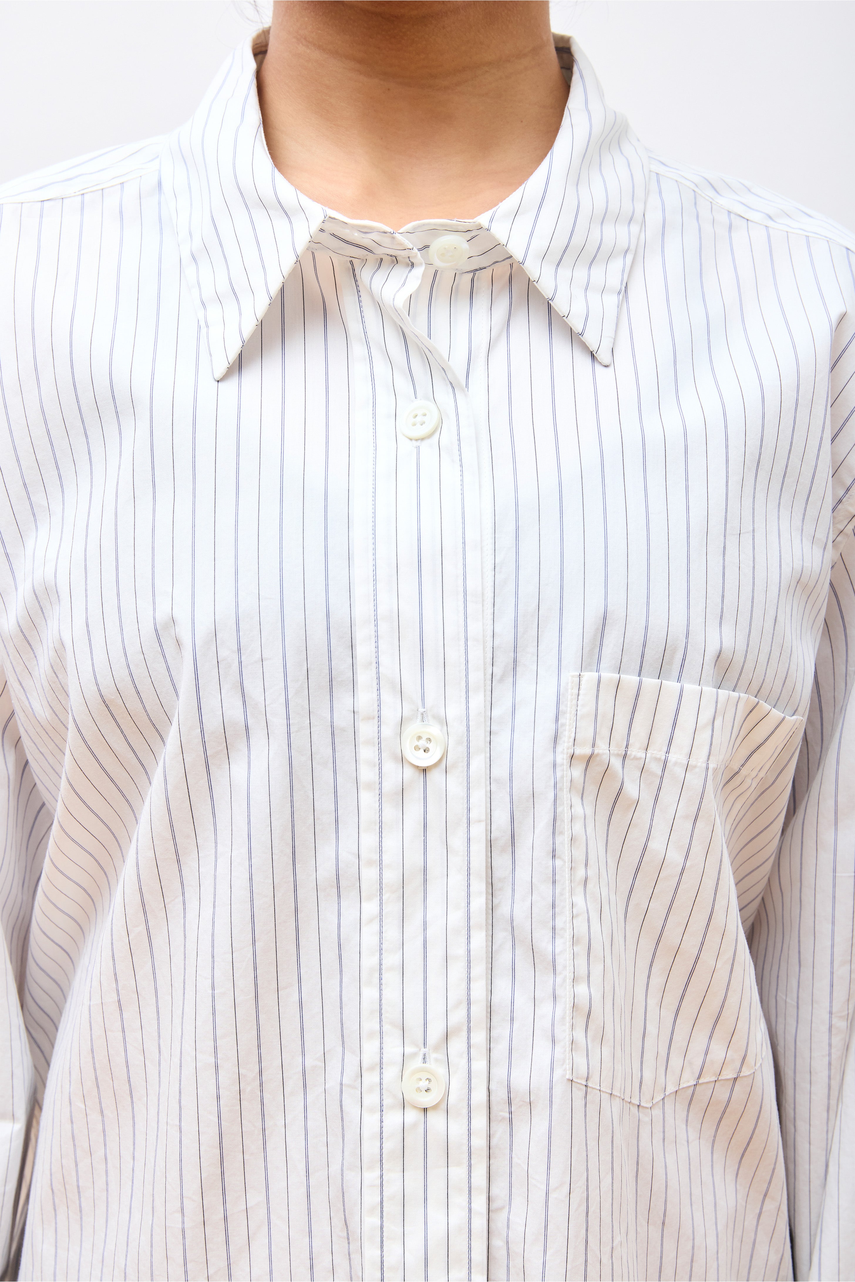 Simple Shirt White/Blue/Black