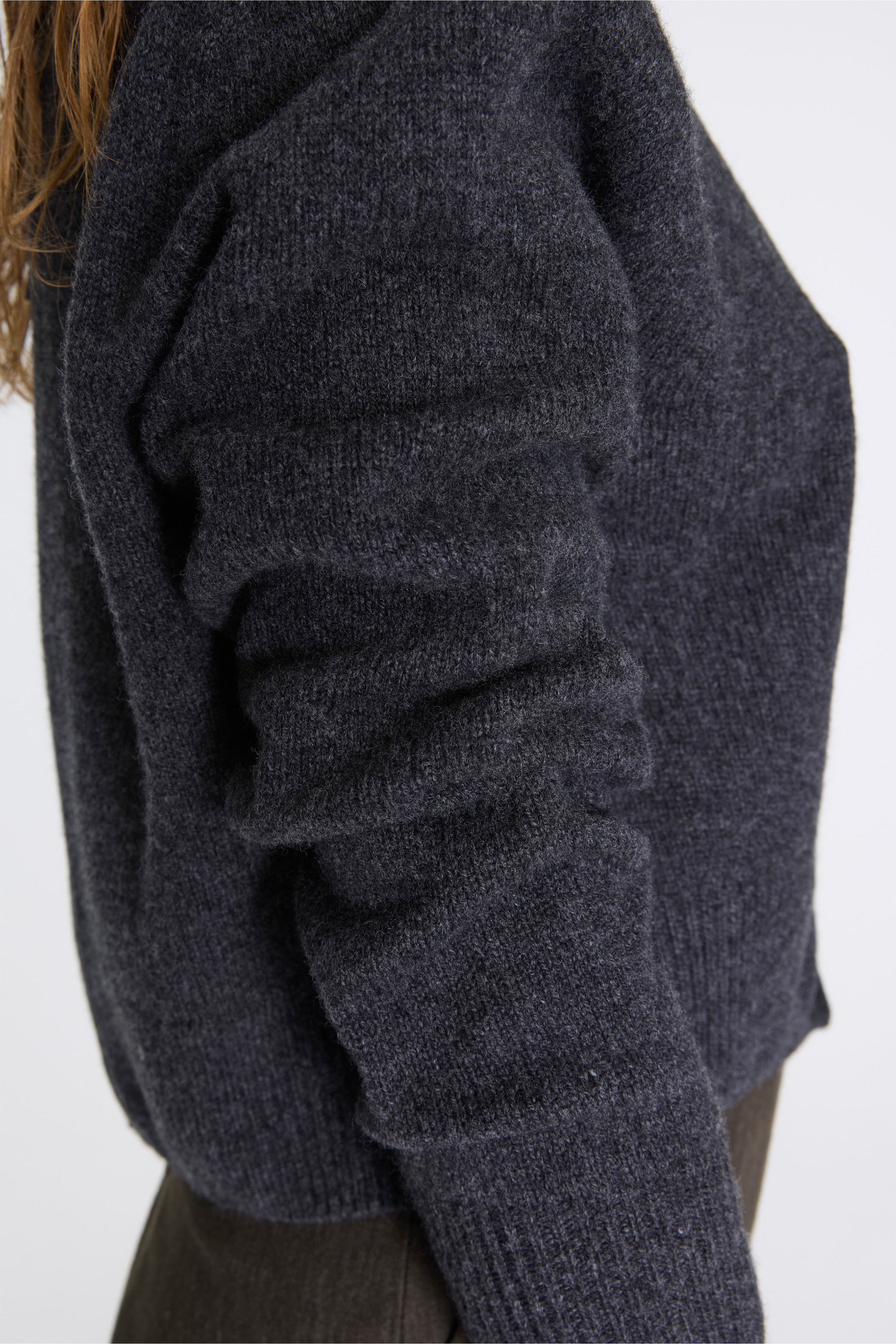 Small Crew Neck Cardigan Storm Grey