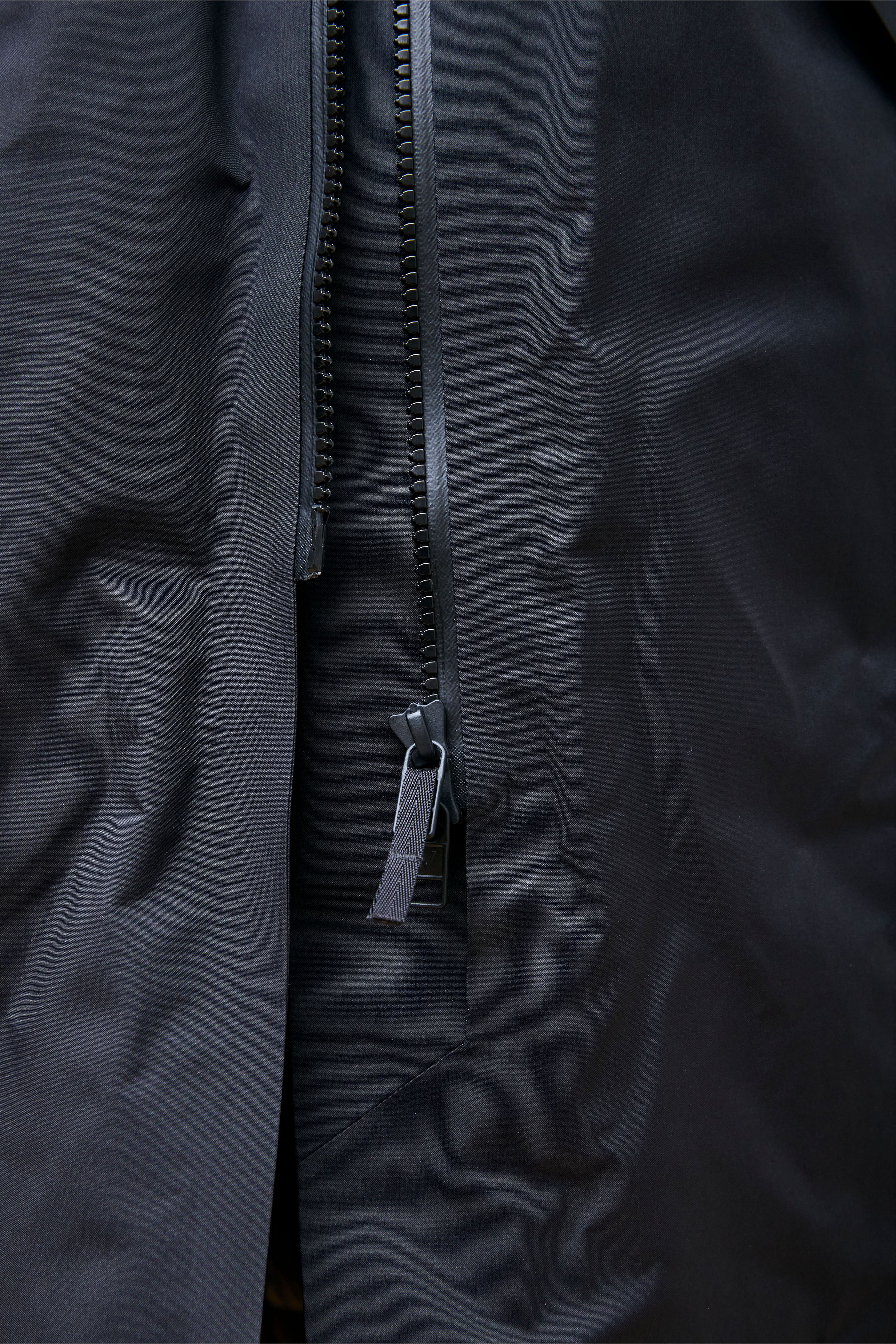 Monitor Down Coat M Black