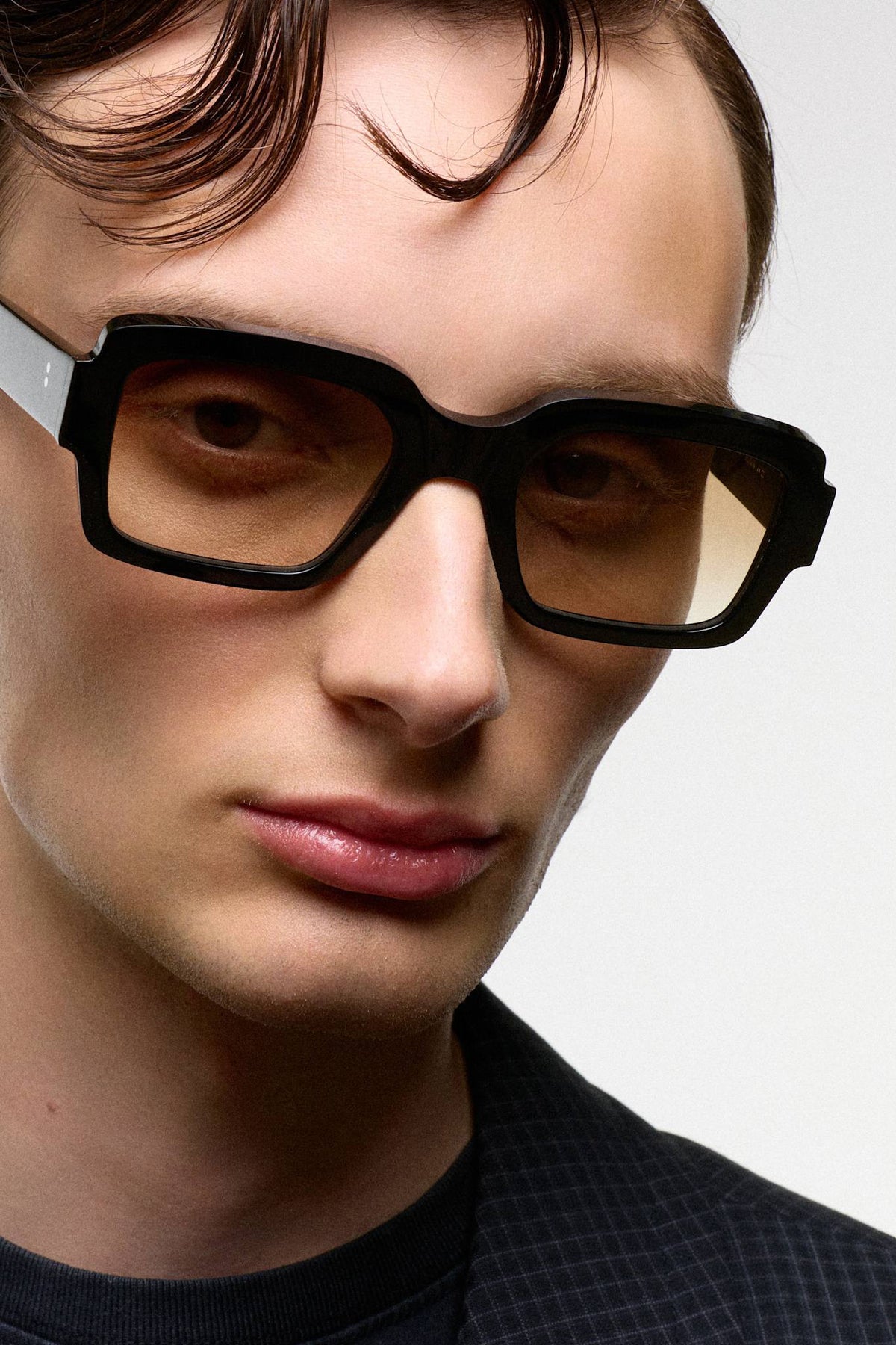 Apollo Black Brown Gradient Lens