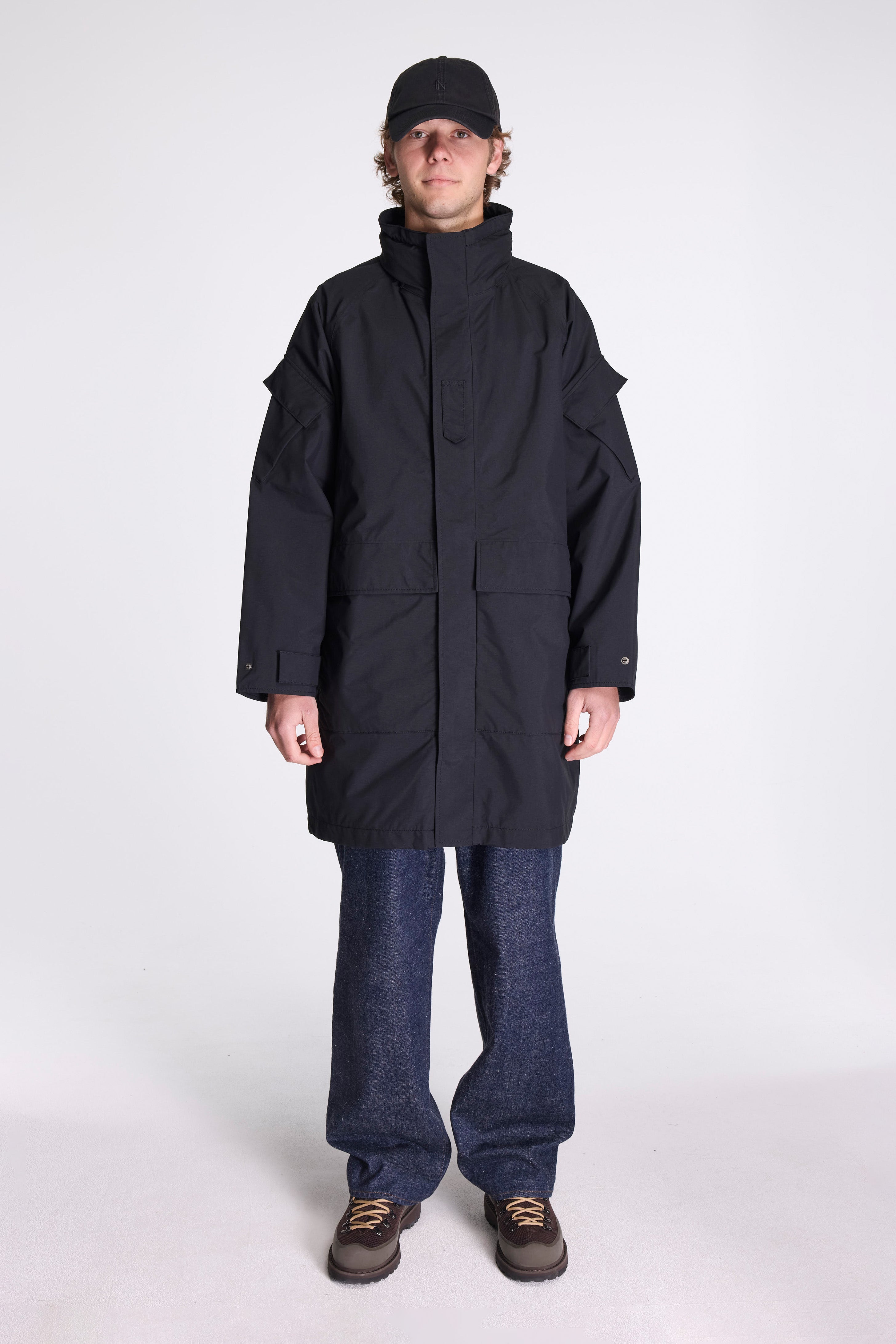 2L Nylon Gore-Tex Cruiser Coat Black
