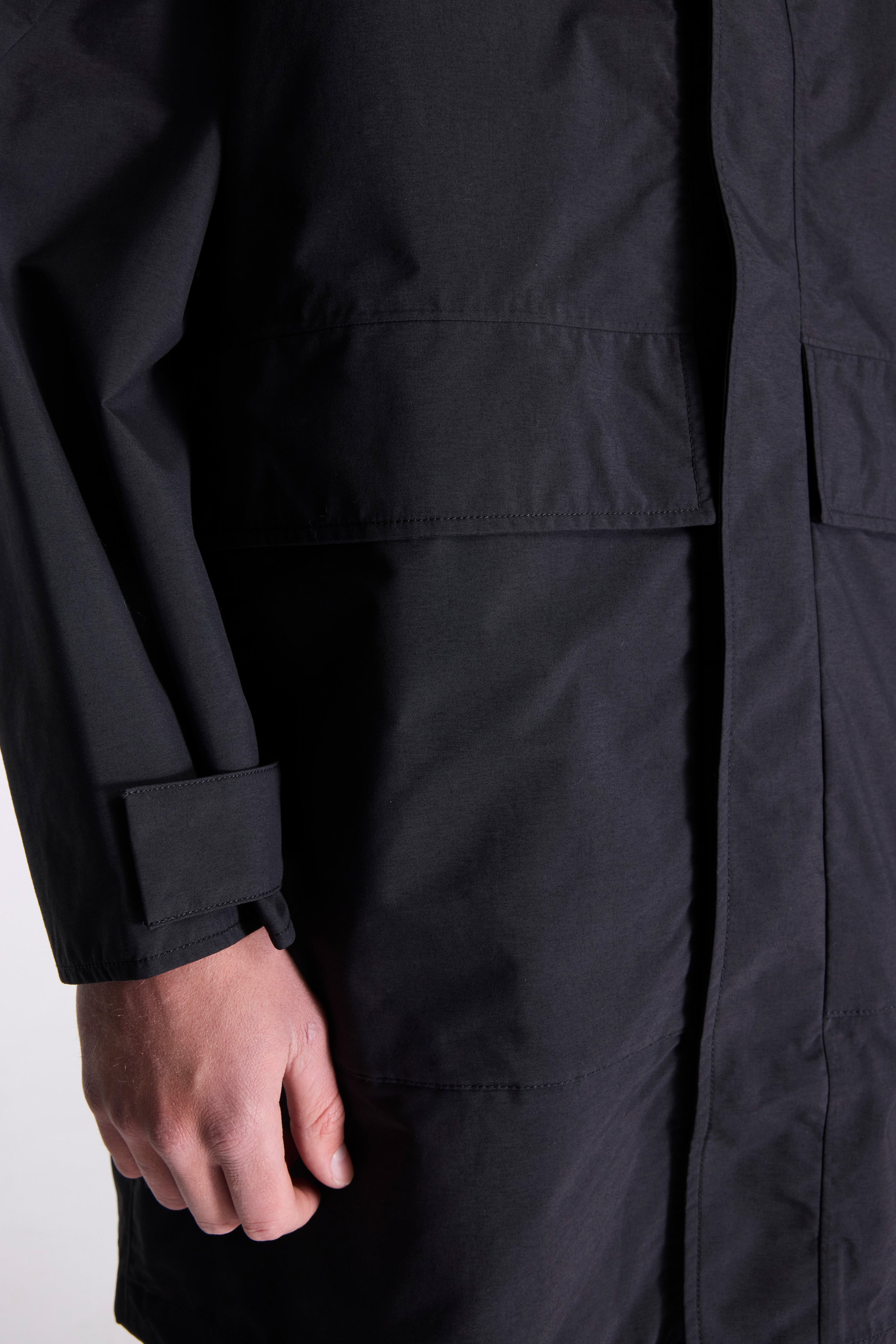 2L Nylon Gore-Tex Cruiser Coat Black